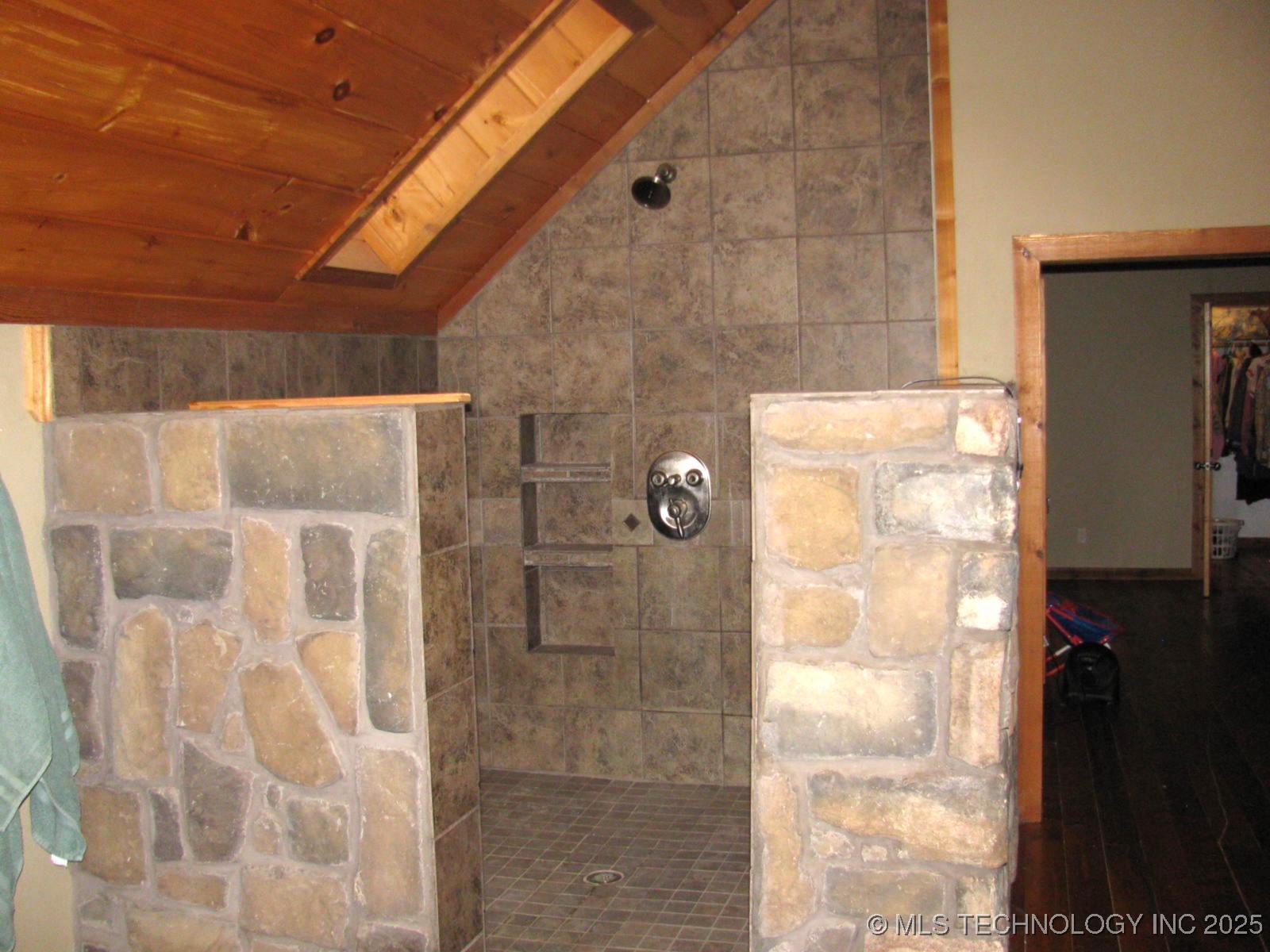 941 N 4420 Road Valliant OK 74764