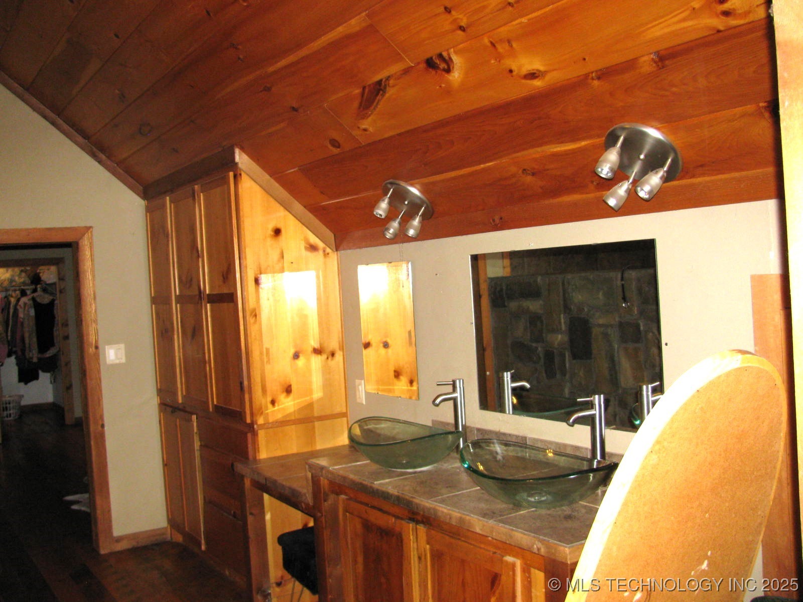 941 N 4420 Road Valliant OK 74764