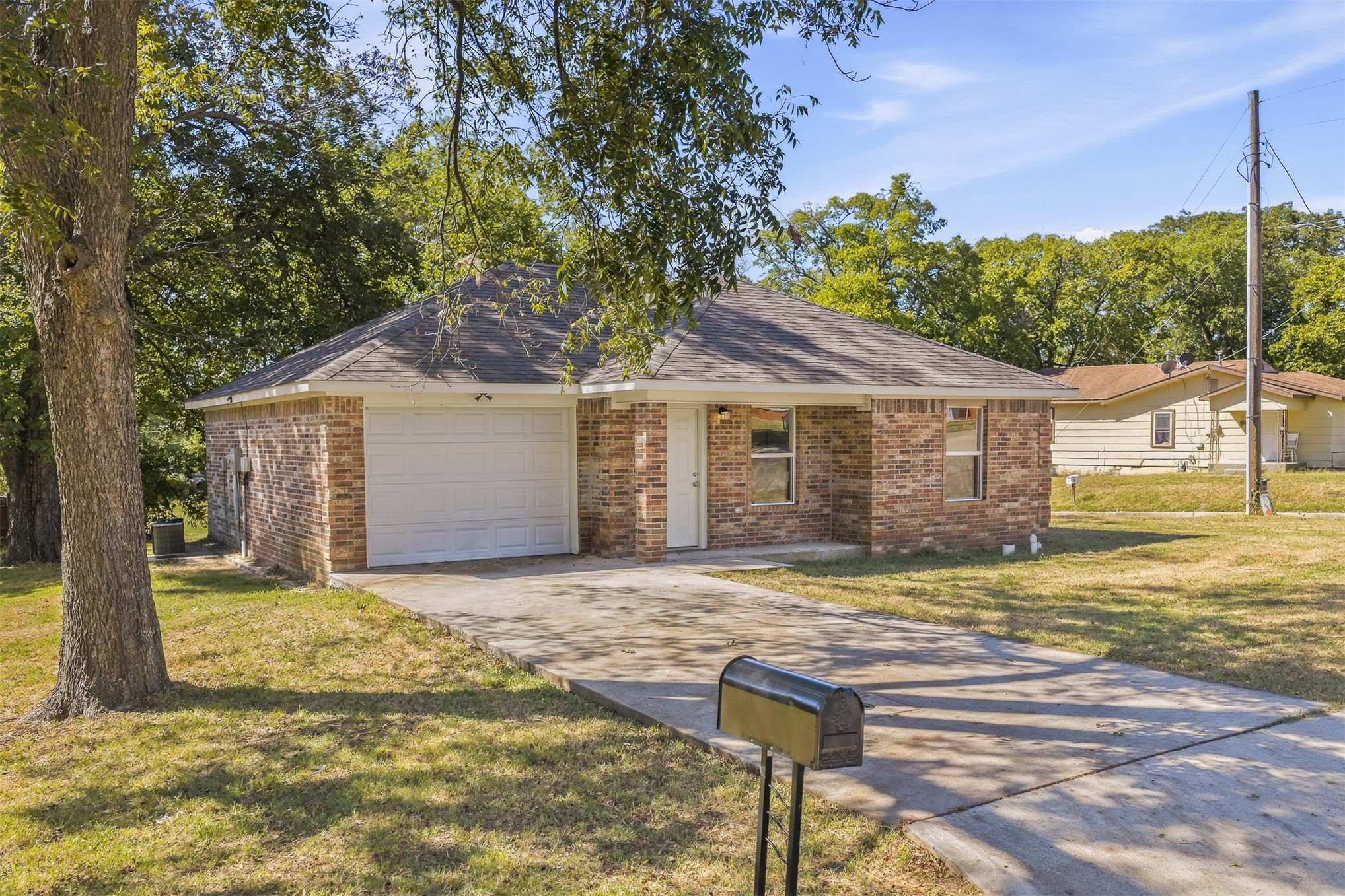 702 SE White Street Ardmore OK 73401