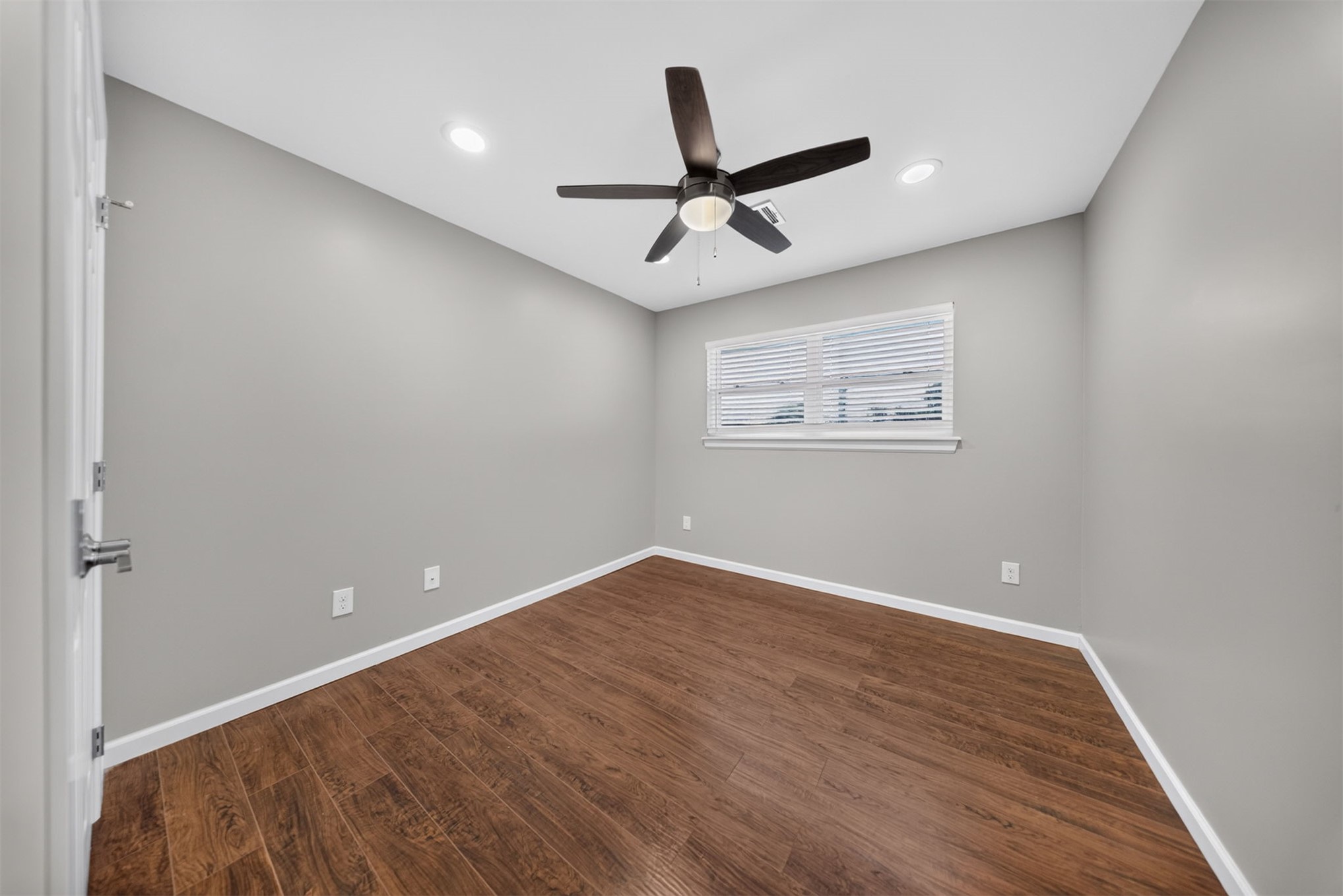 3305 S 88th Eastavenue Tulsa OK 74145