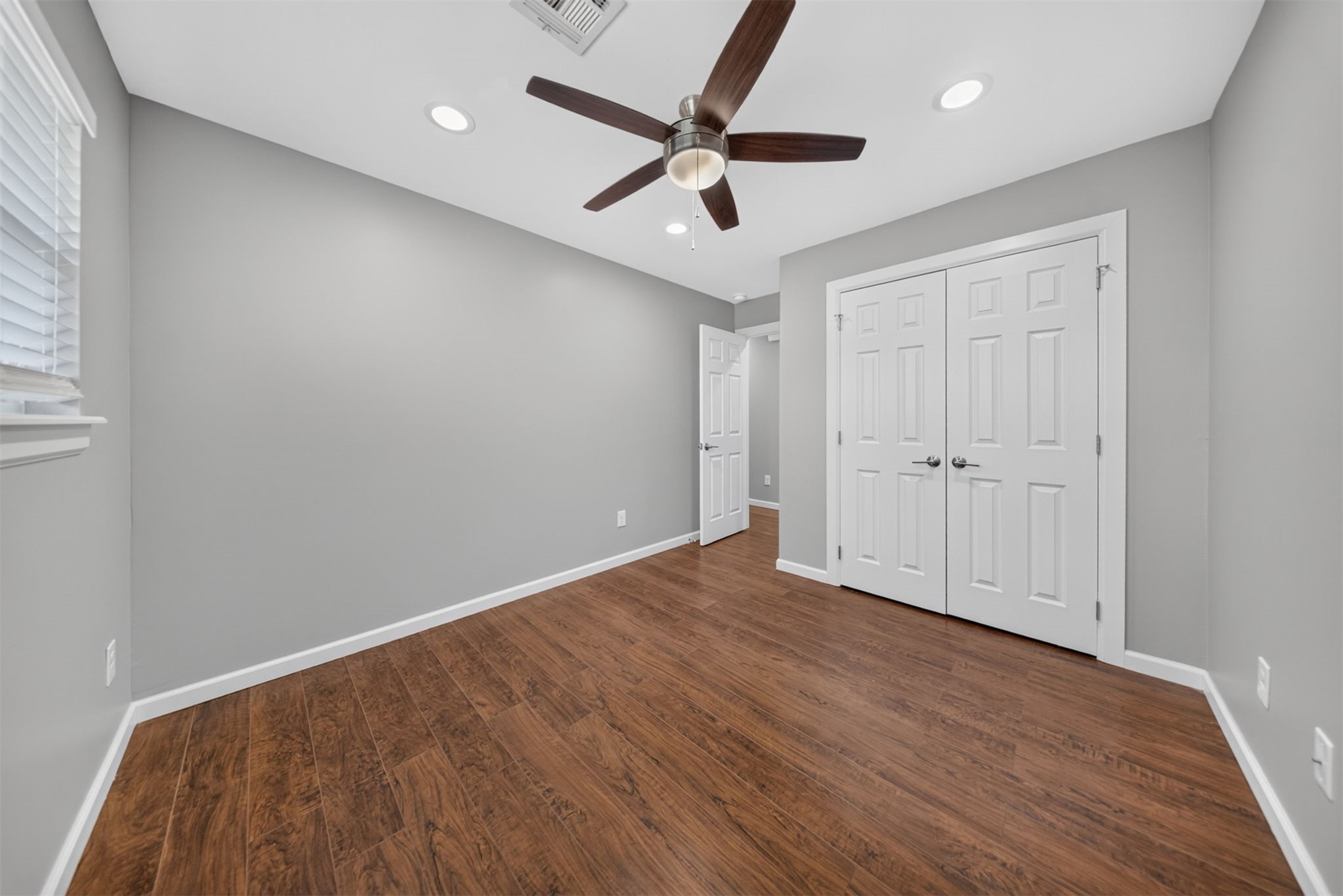 3305 S 88th Eastavenue Tulsa OK 74145