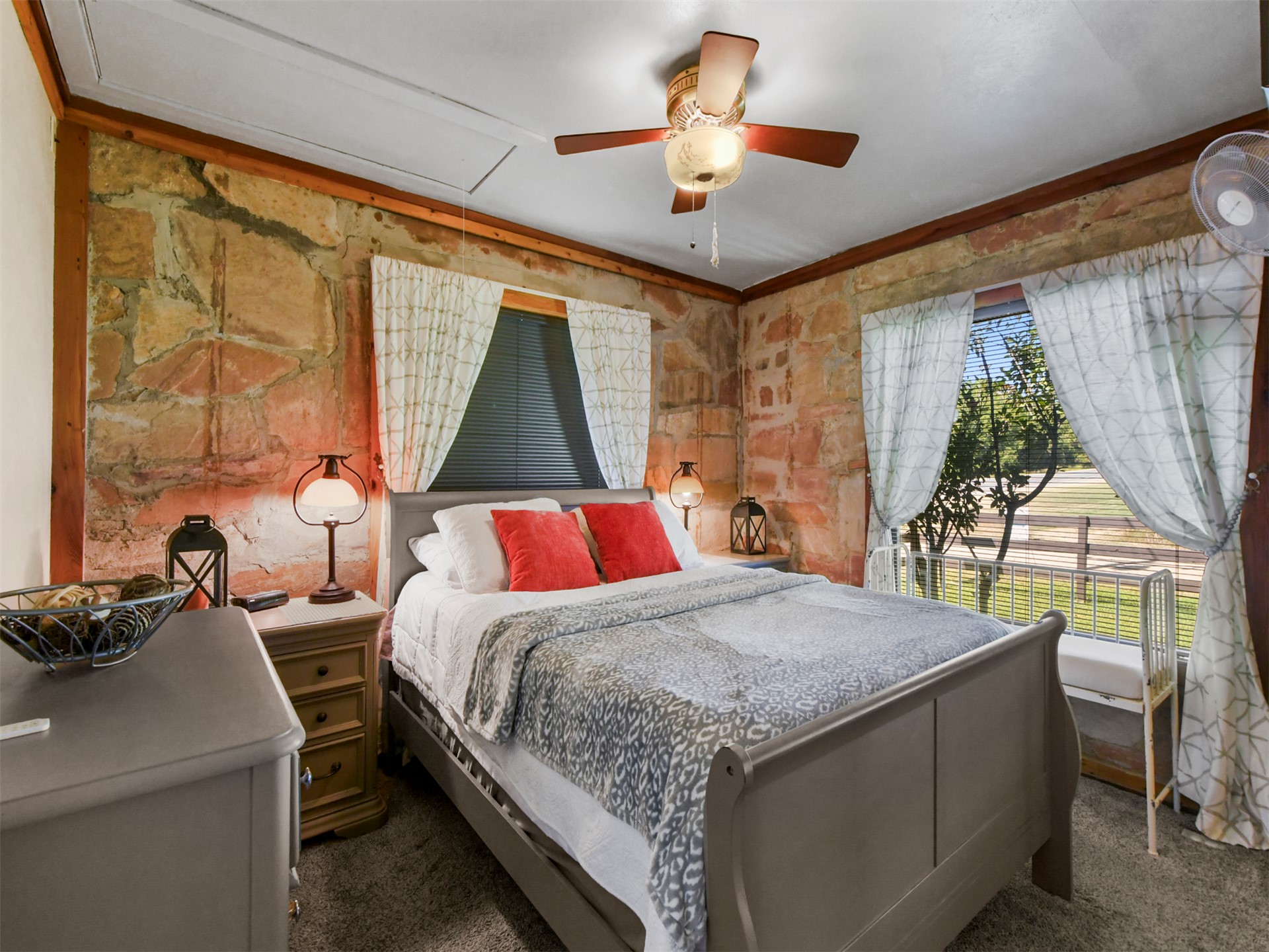 32 Rock House Road Bennington OK 74723