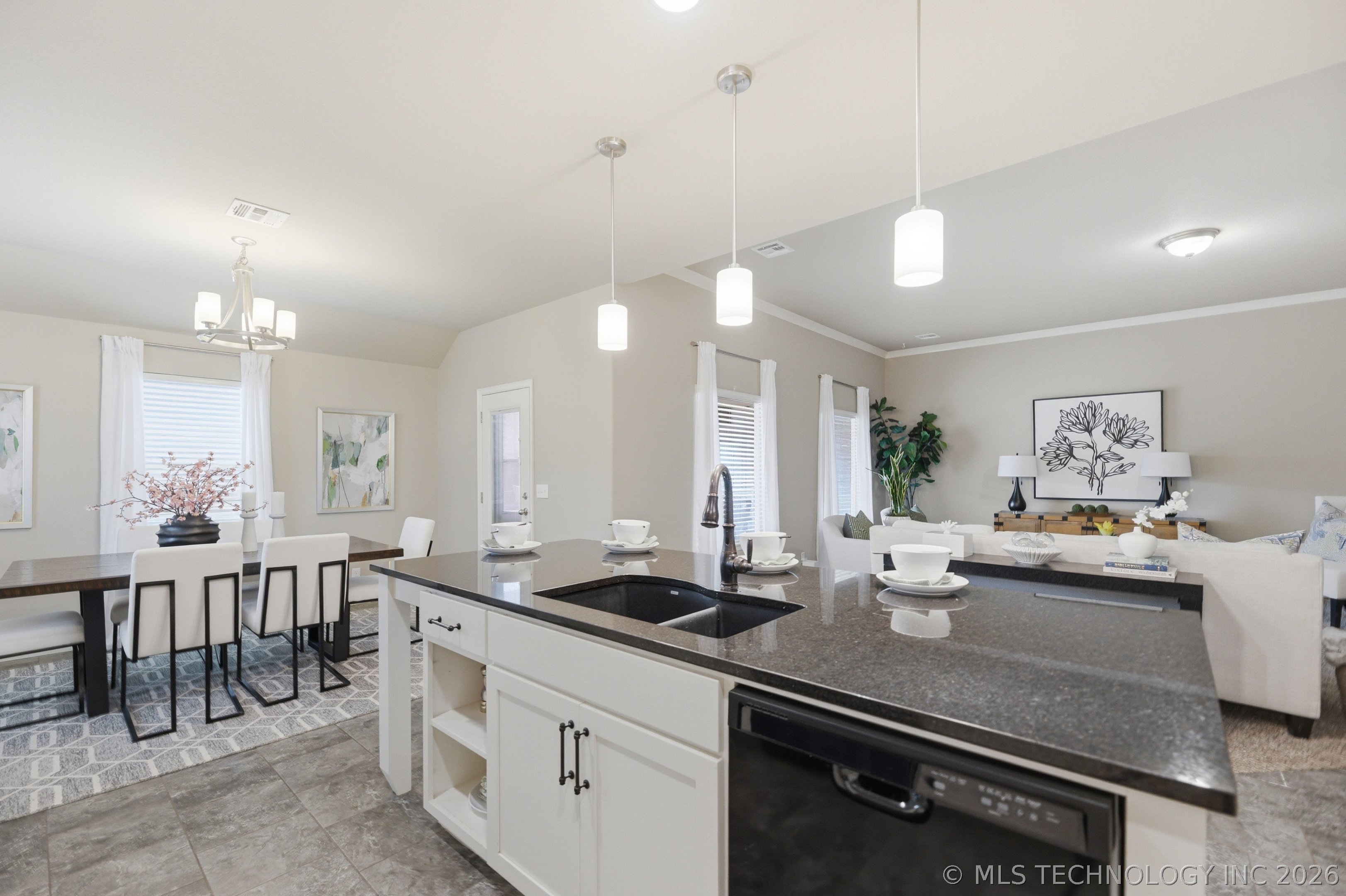 2601 W Albuquerque Street Broken Arrow OK 74011