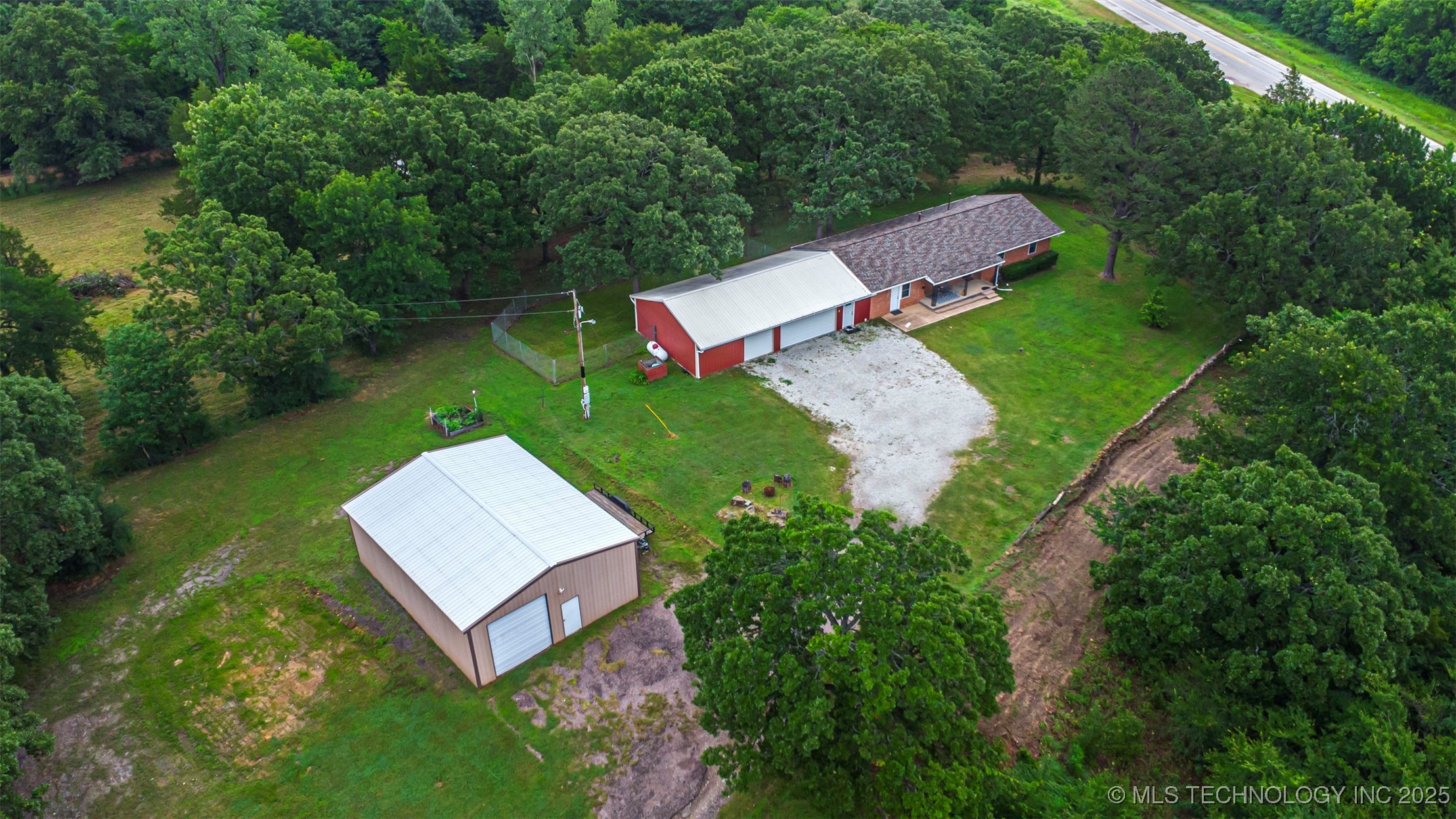 27901 County Road 1490 Allen OK 74825