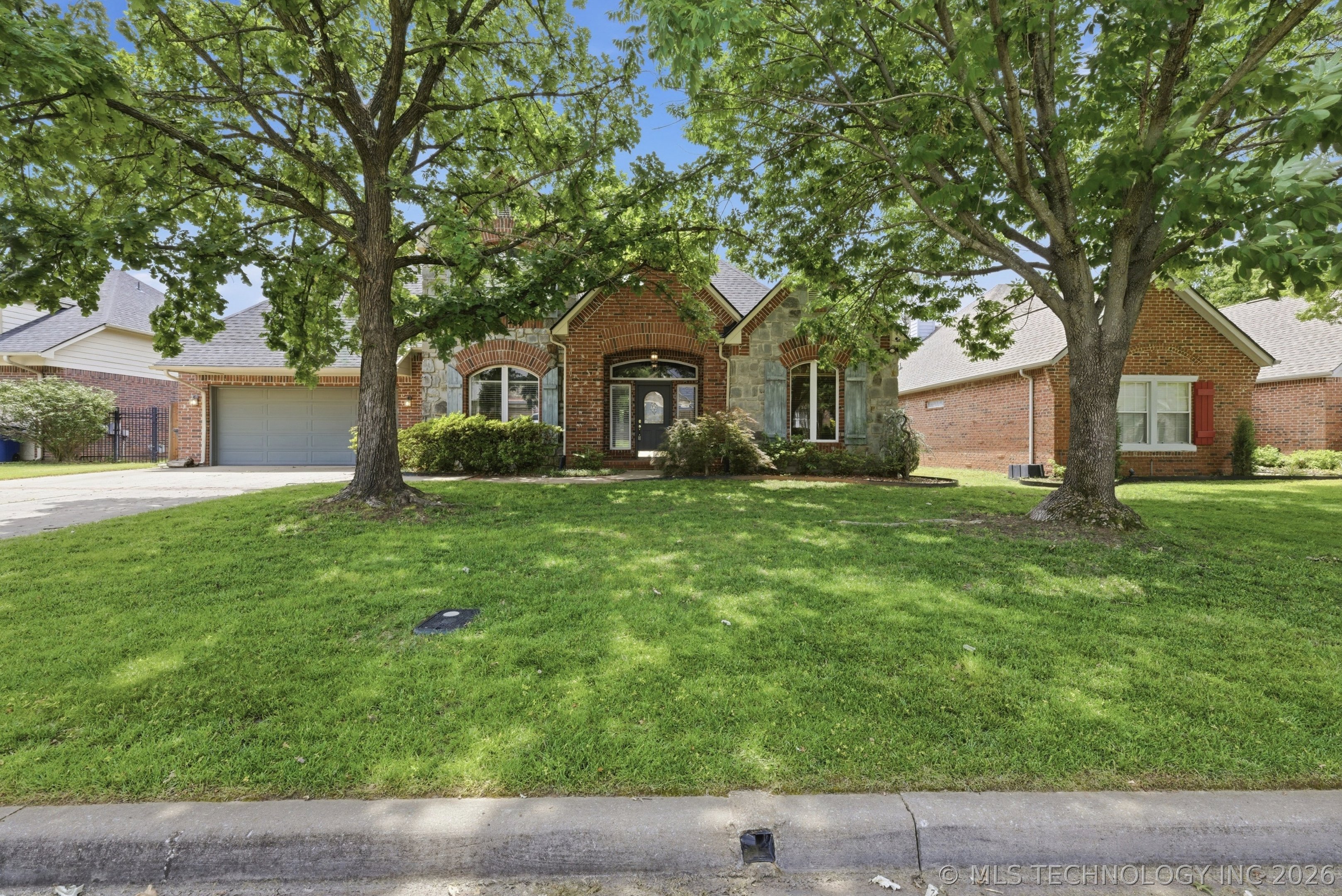 9818 E 83rd Place Tulsa OK 74133