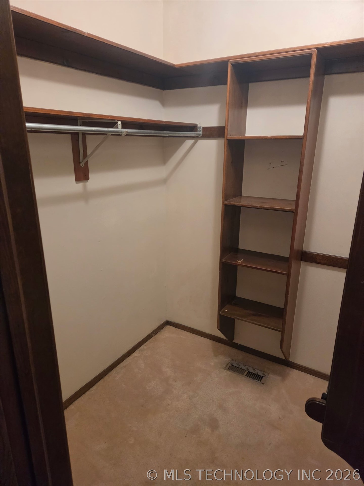 6105 Kingsbridge Drive Oklahoma City OK 73162
