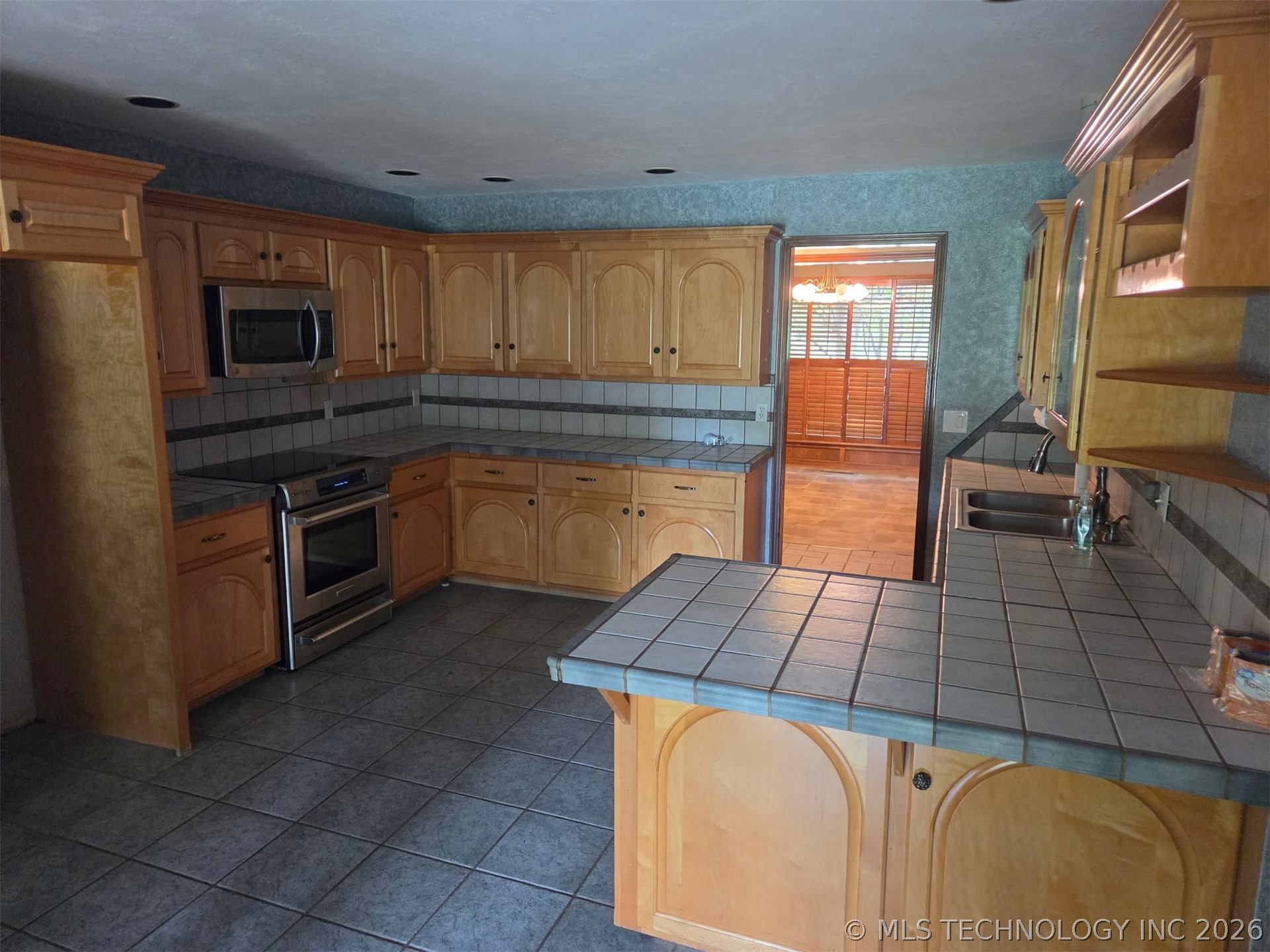 6105 Kingsbridge Drive Oklahoma City OK 73162
