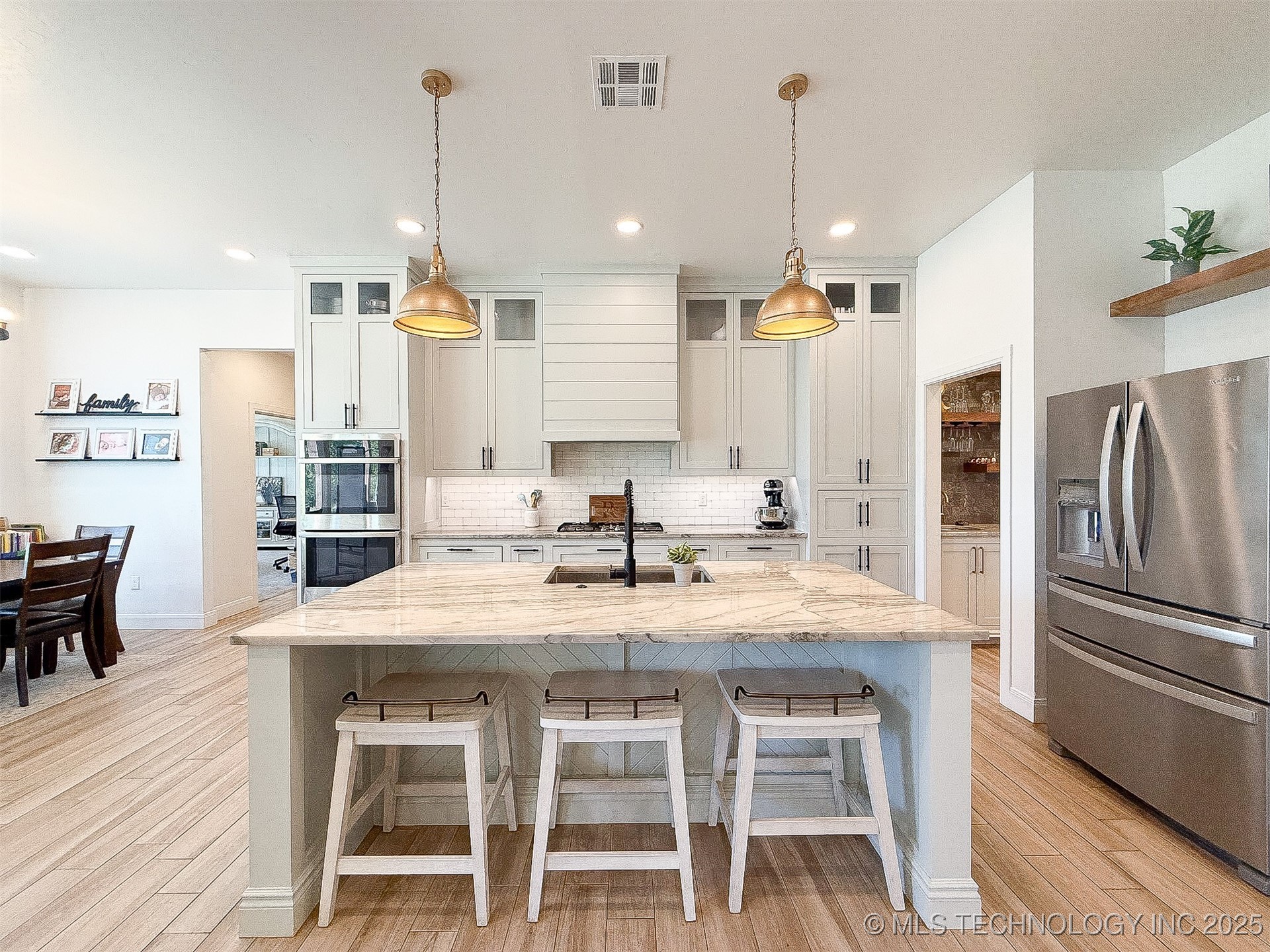 1429 Cedar Ridge Ada OK 74820