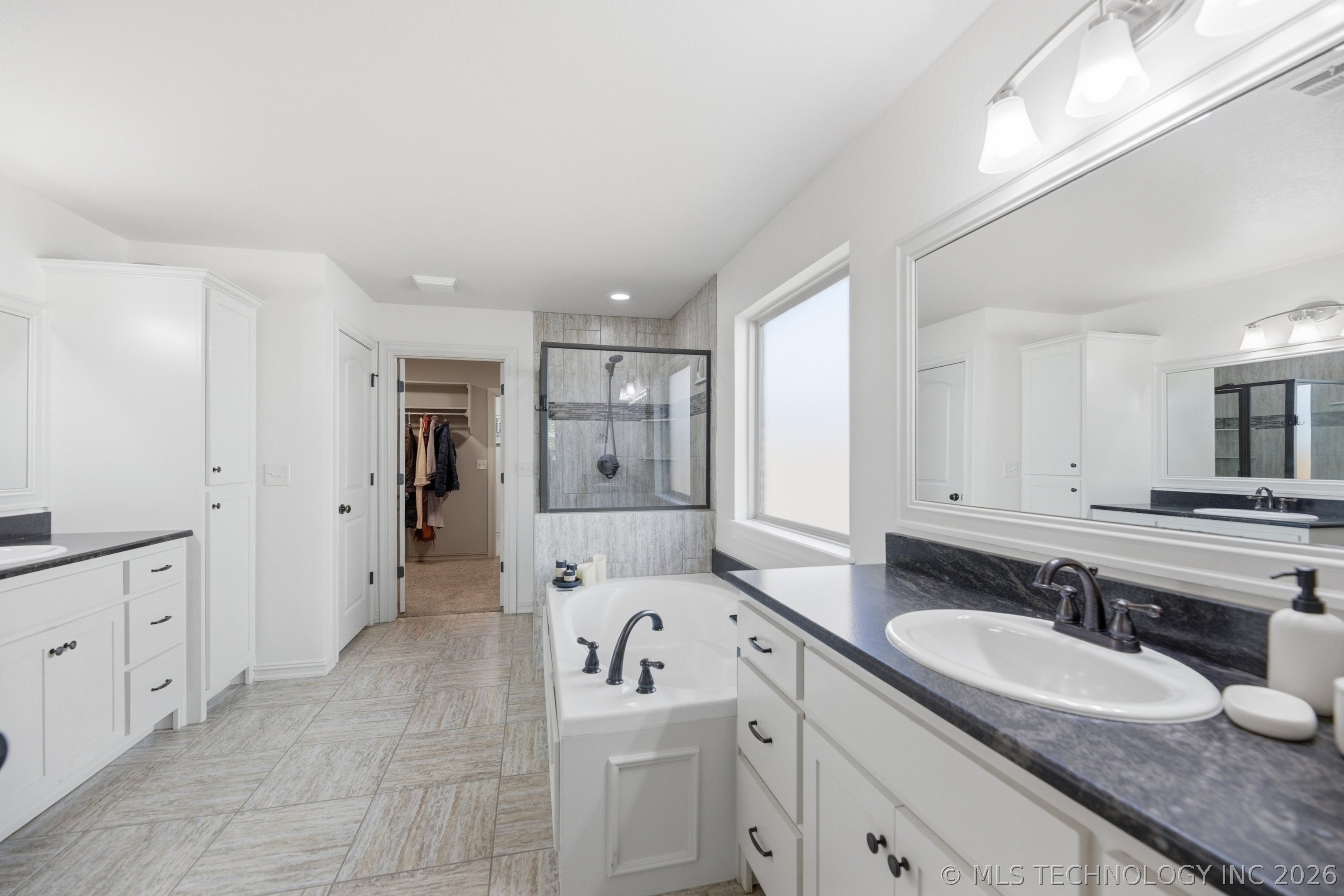 3615 S Fir Court Broken Arrow OK 74011