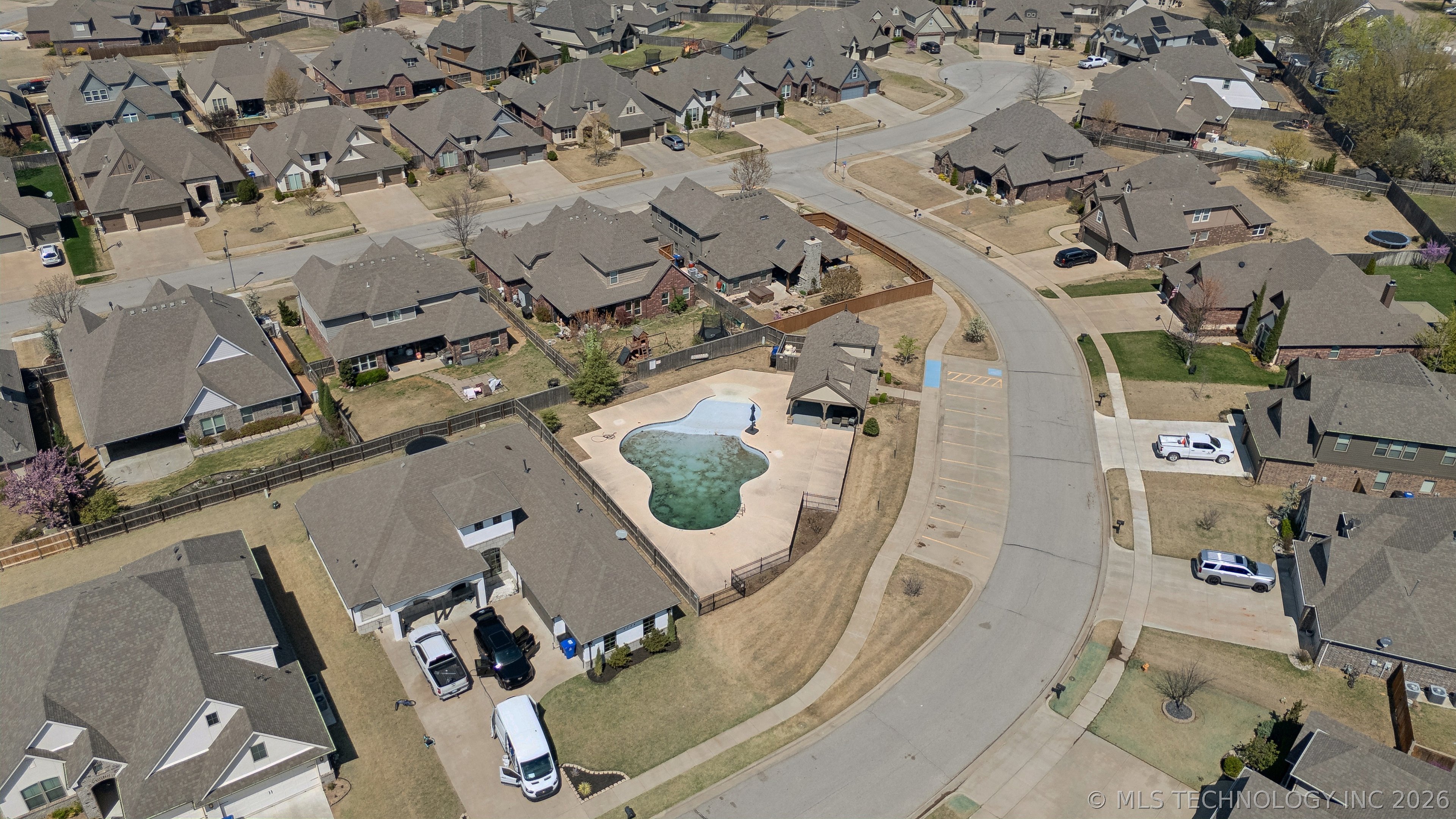 3615 S Fir Court Broken Arrow OK 74011