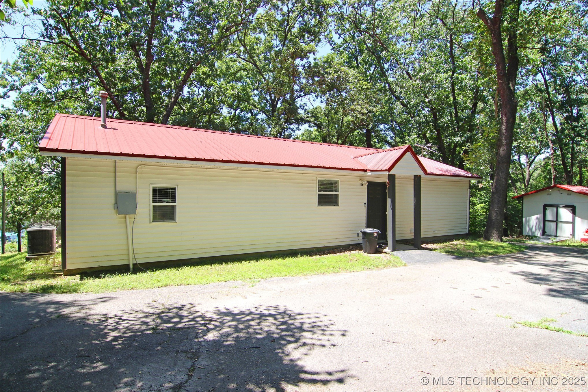 32302 S 555 Road Jay OK 74346