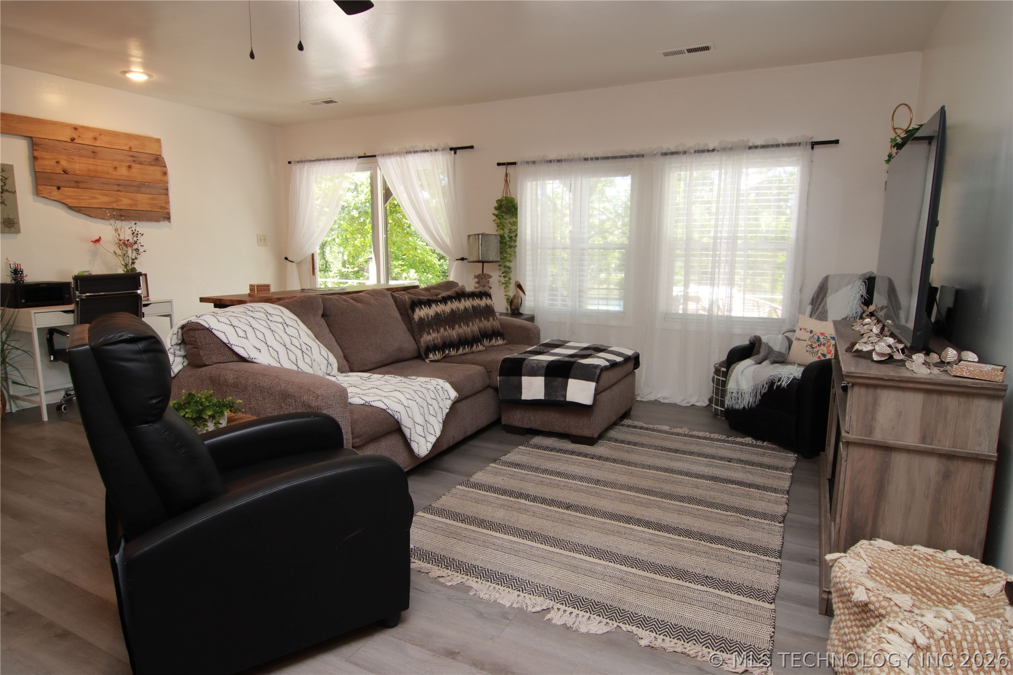32302 S 555 Road Jay OK 74346