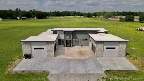 3497 E 400 Road Oologah OK 74053