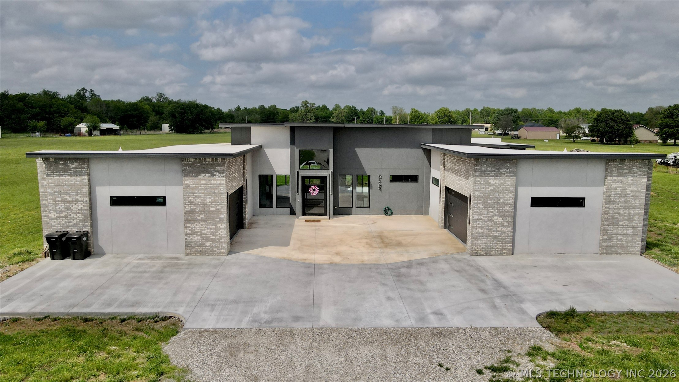 3497 E 400 Road Oologah OK 74053