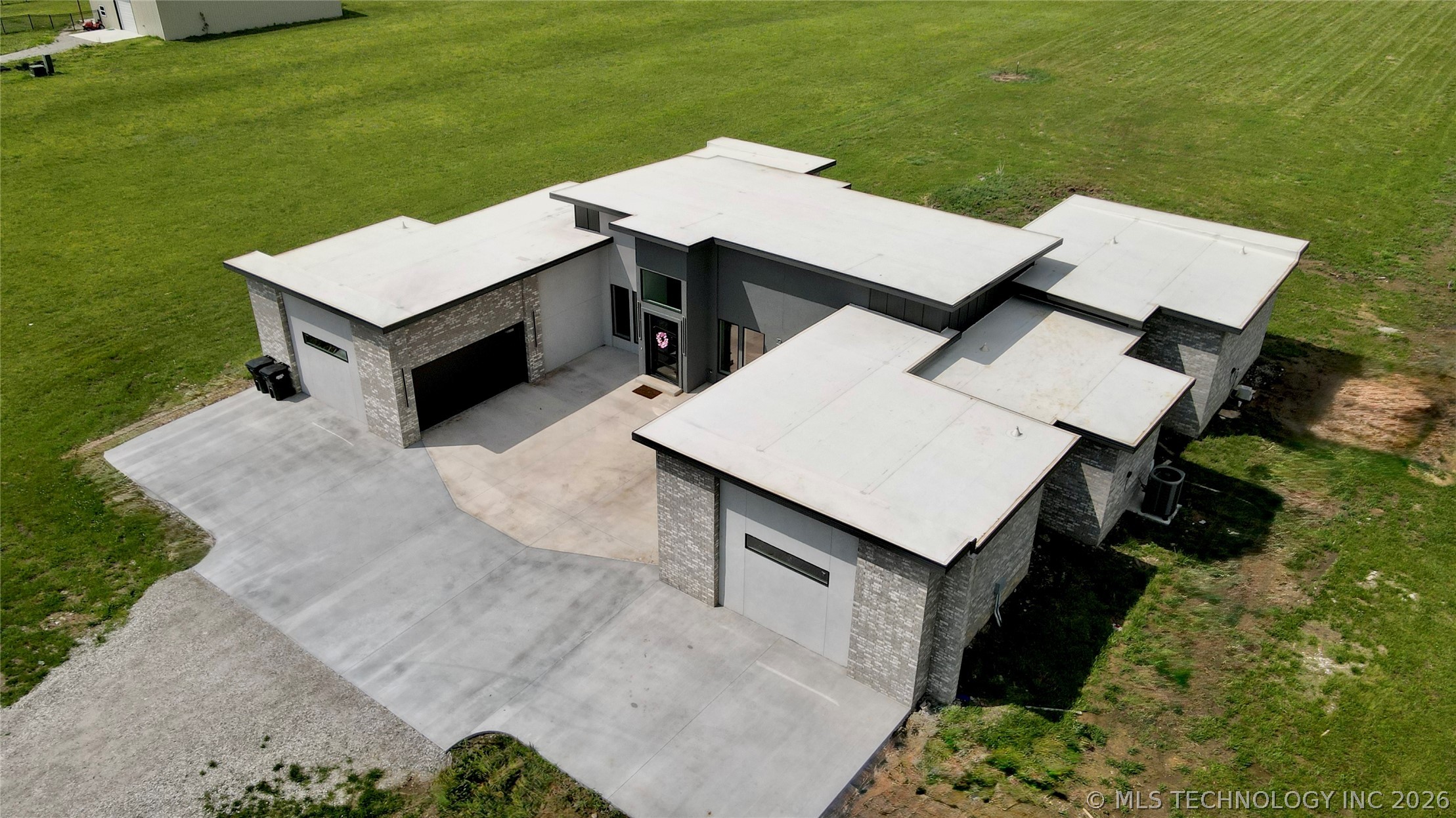 3497 E 400 Road Oologah OK 74053