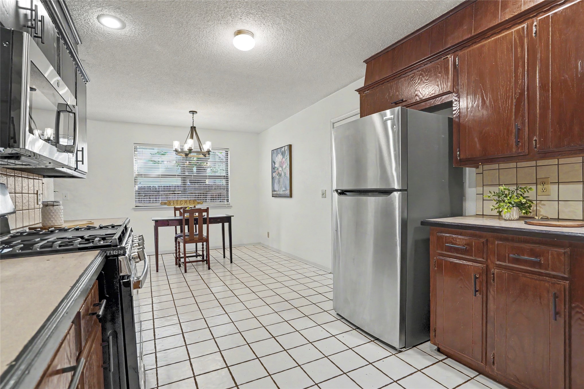 6820 S 32nd West Avenue Tulsa OK 74132