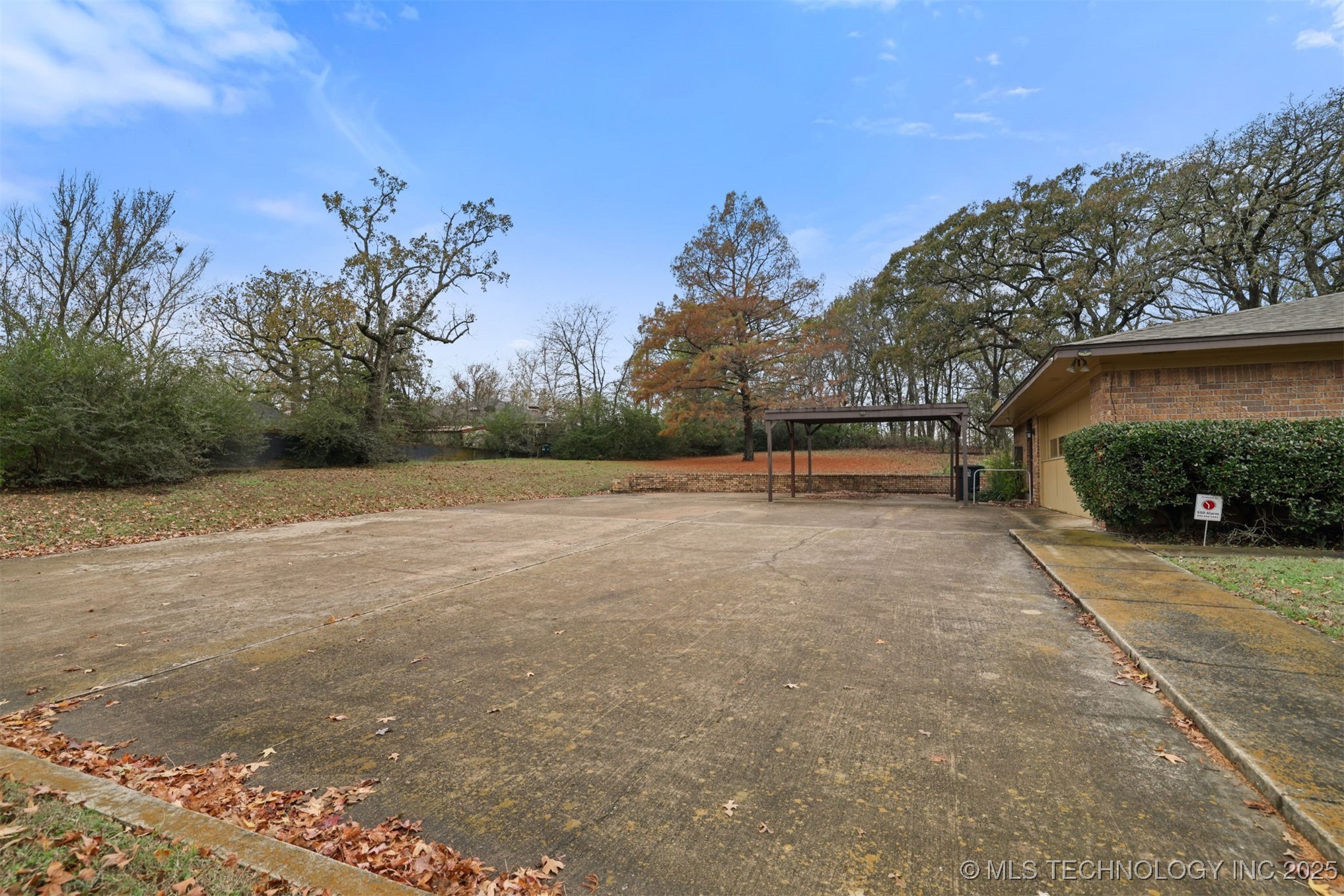 921 Crooked Oak Drive Durant OK 74701