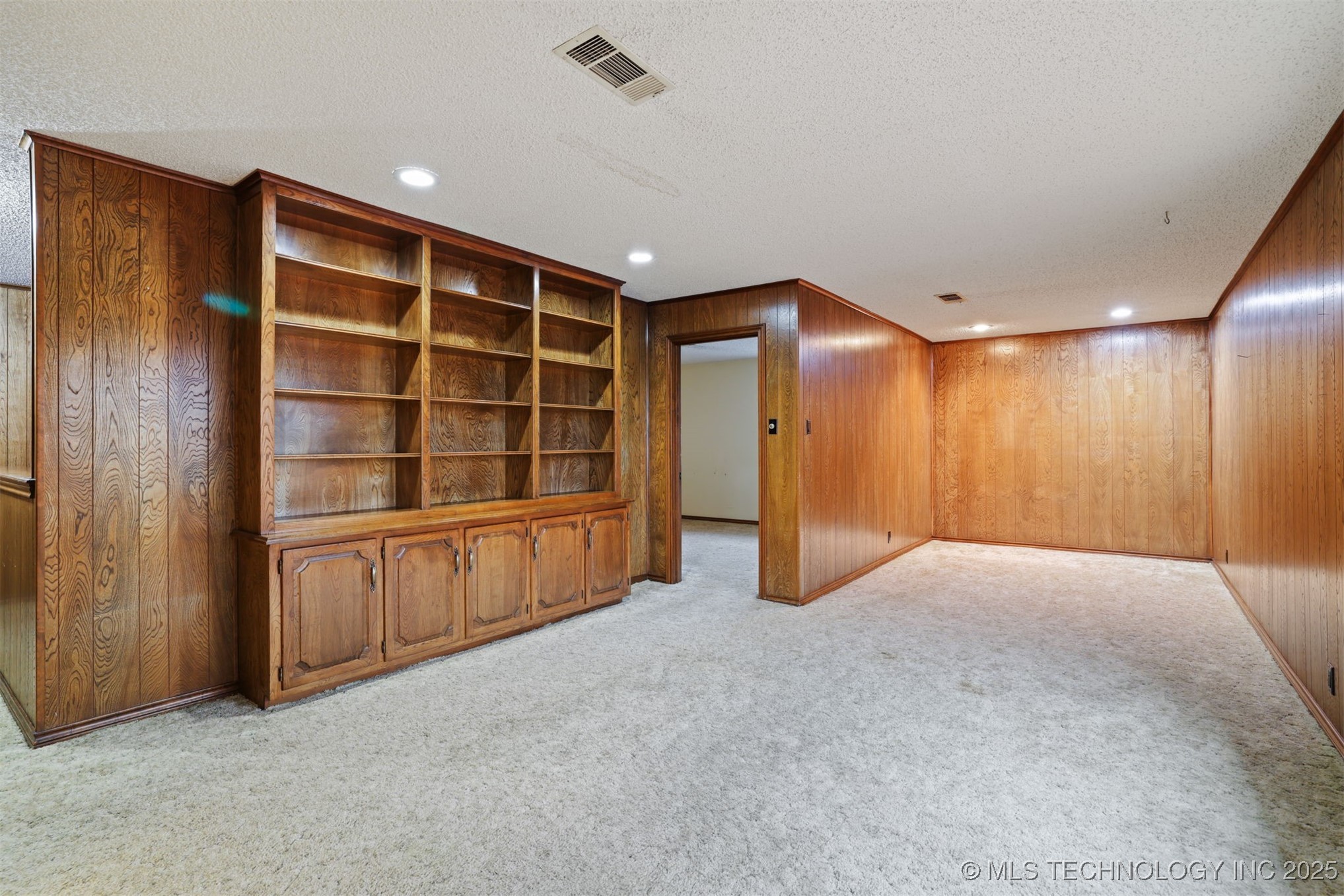 921 Crooked Oak Drive Durant OK 74701