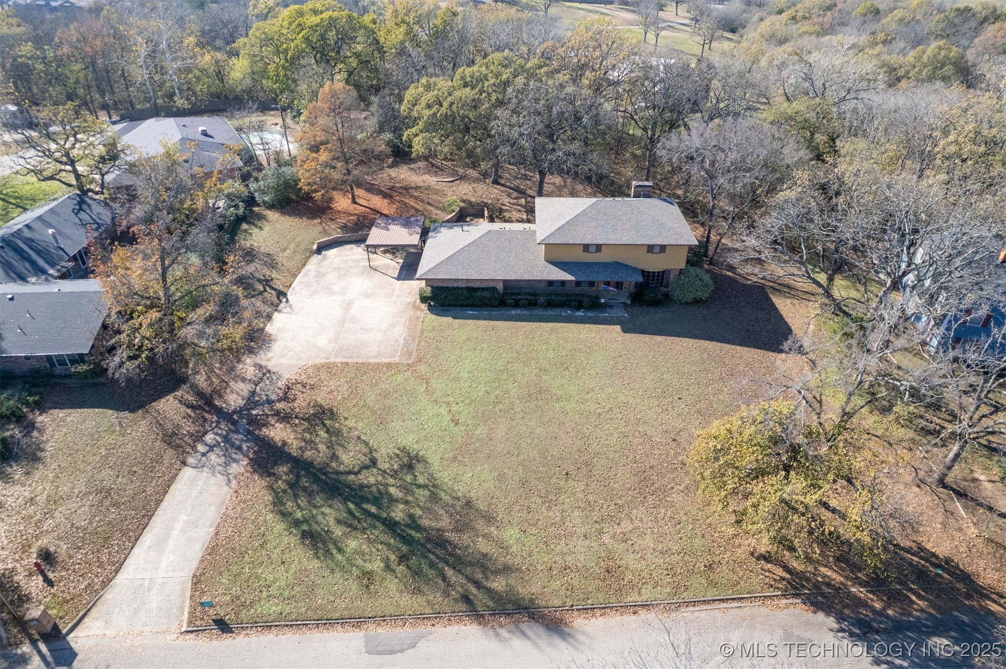921 Crooked Oak Drive Durant OK 74701