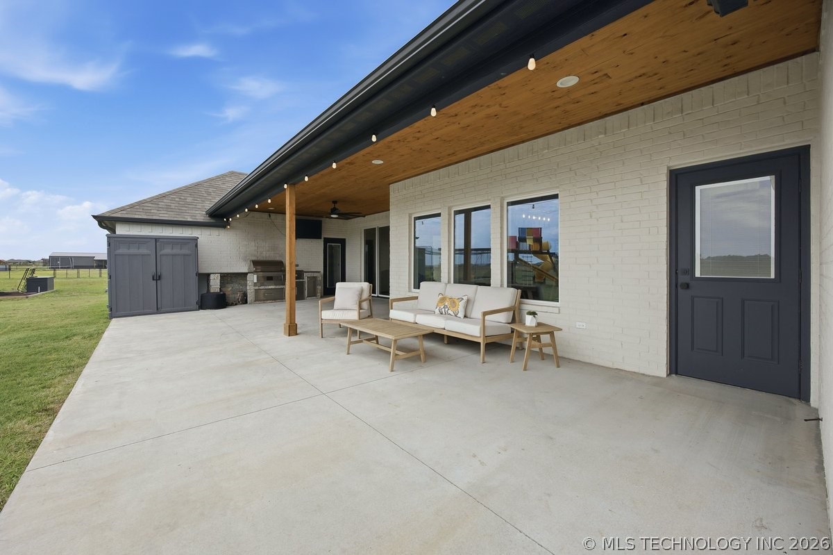 6806 E 136th Street N Collinsville OK 74021