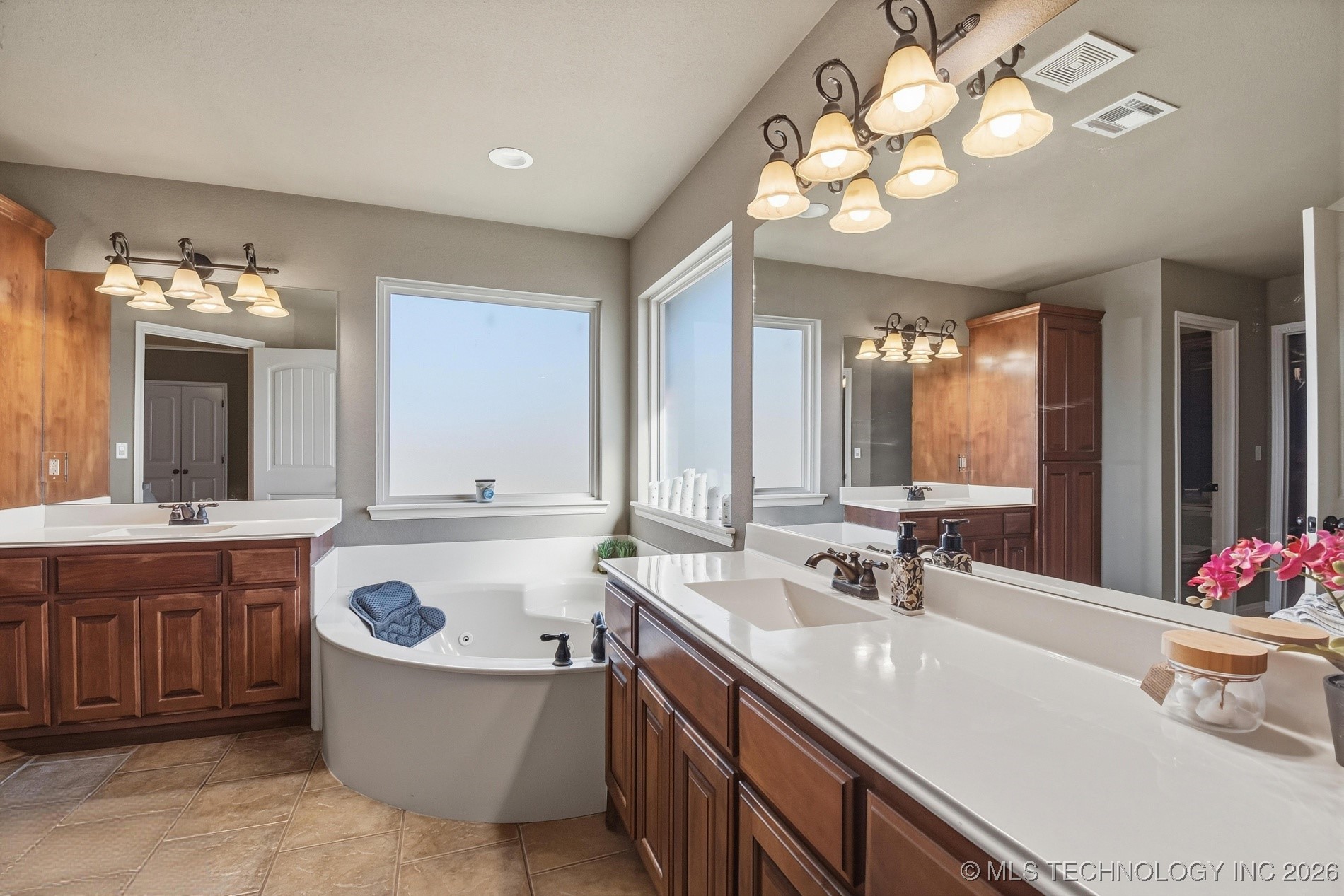 3635 E 430 Road Oologah OK 74053