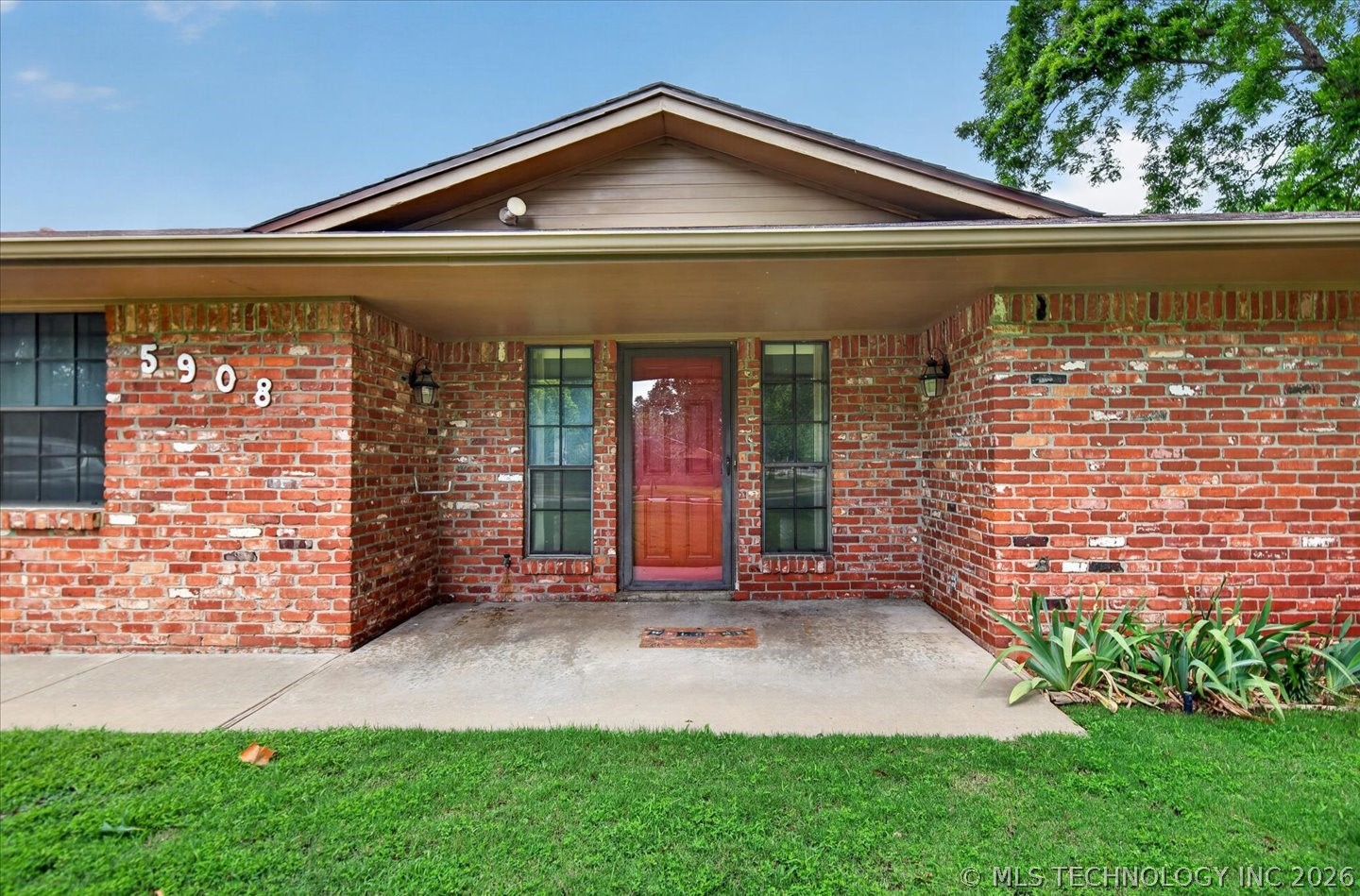 5908 Whitney Lane Bartlesville OK 74006