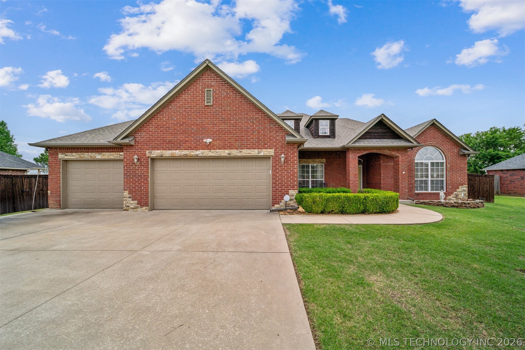 1401 S Choctaw Street Skiatook OK 74070