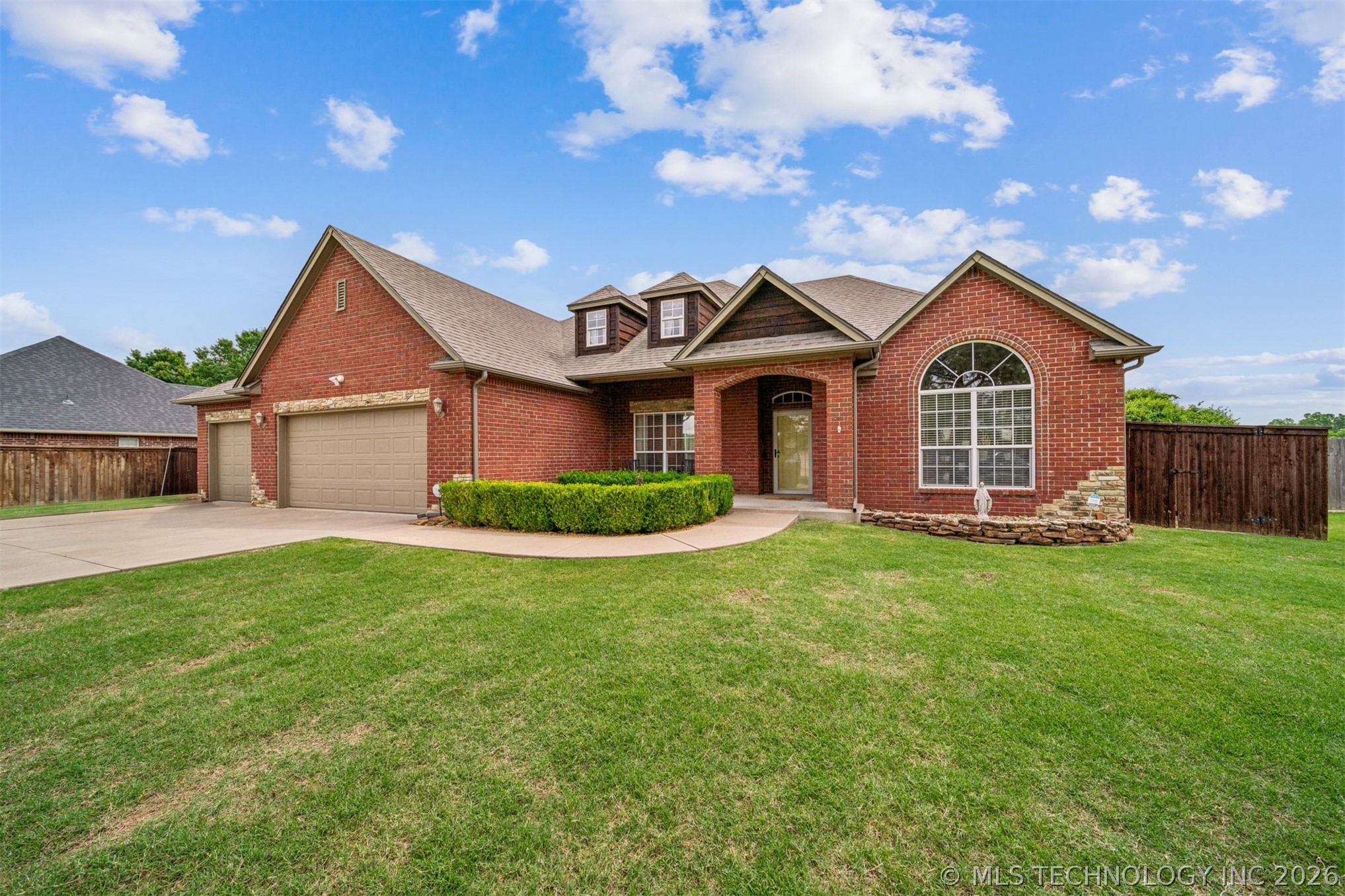 1401 S Choctaw Street Skiatook OK 74070