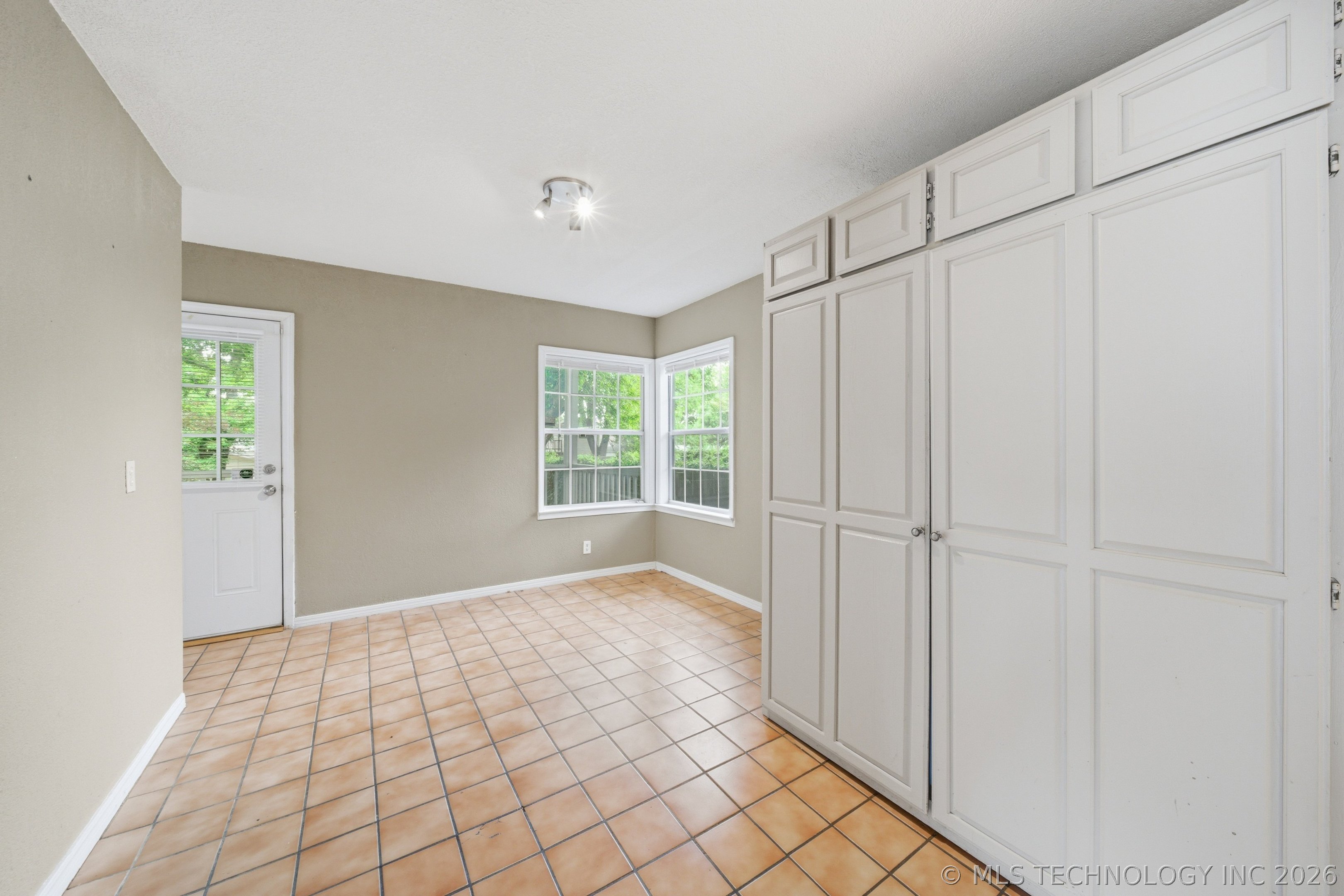 2204 S Oswego Place Tulsa OK 74114