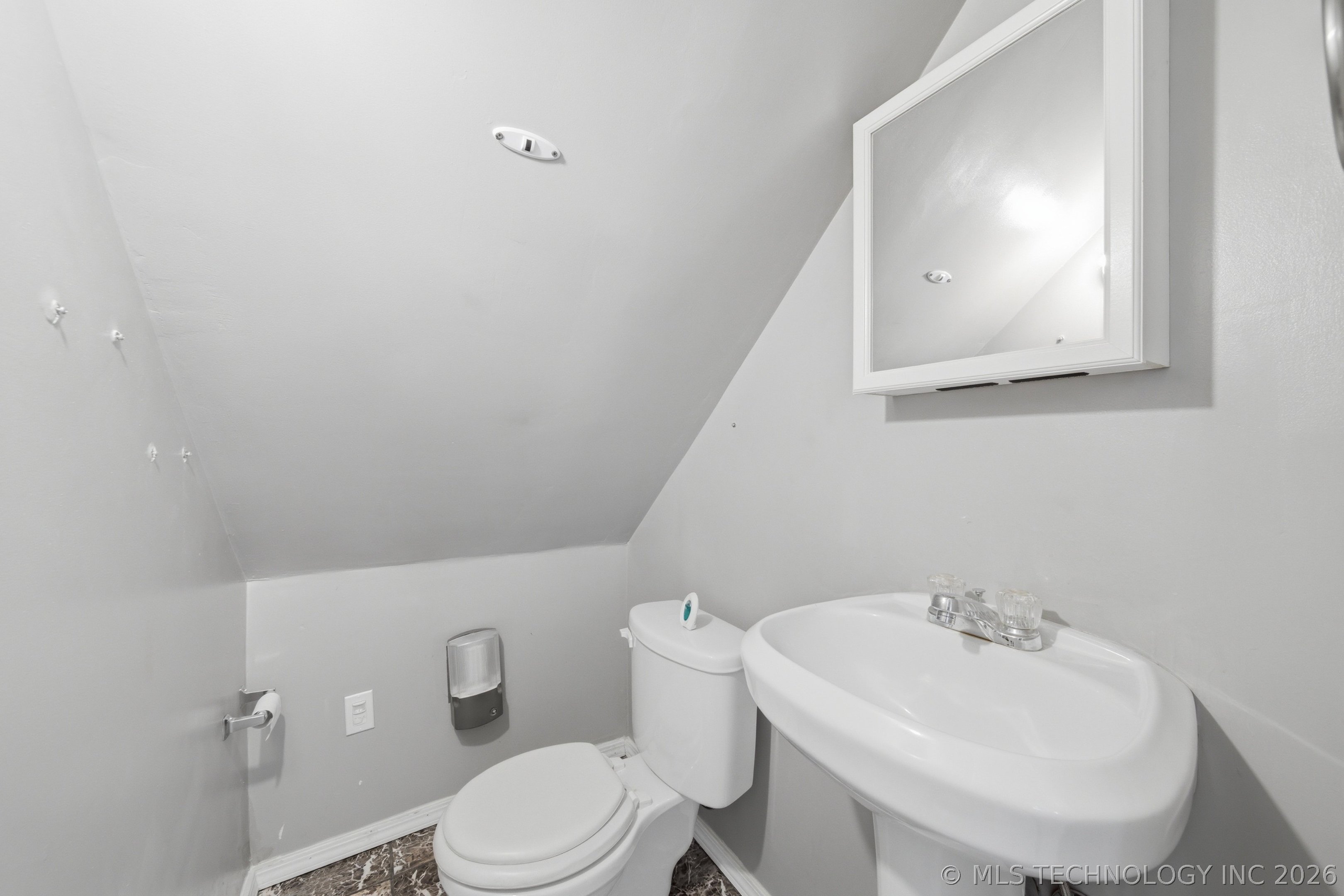 2204 S Oswego Place Tulsa OK 74114