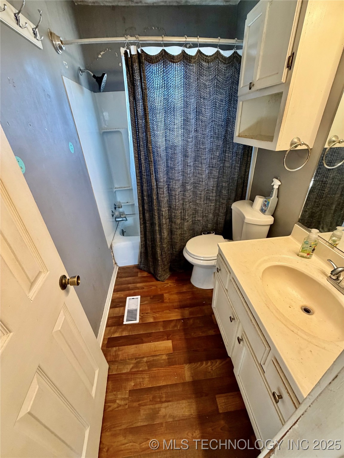 1004 S D And H Street Cleveland OK 74020