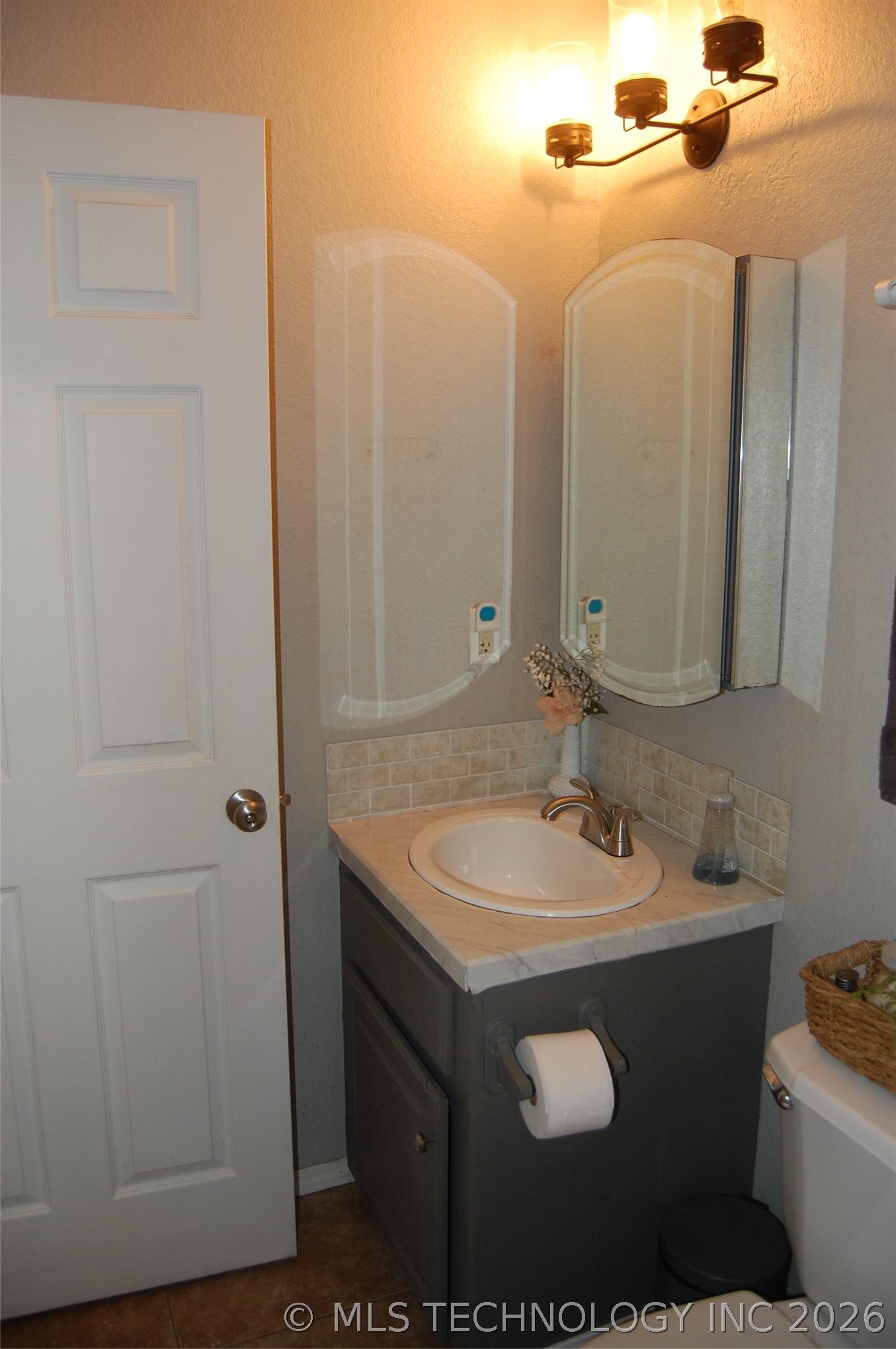 608 Pine Street Henryetta OK 74437