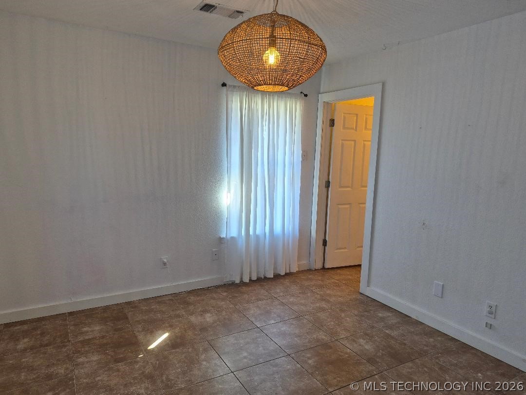 608 Pine Street Henryetta OK 74437