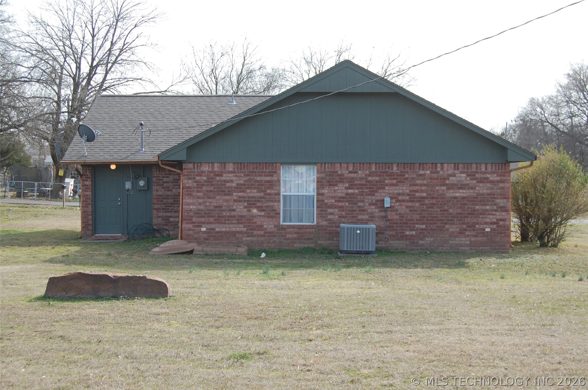 608 Pine Street Henryetta OK 74437