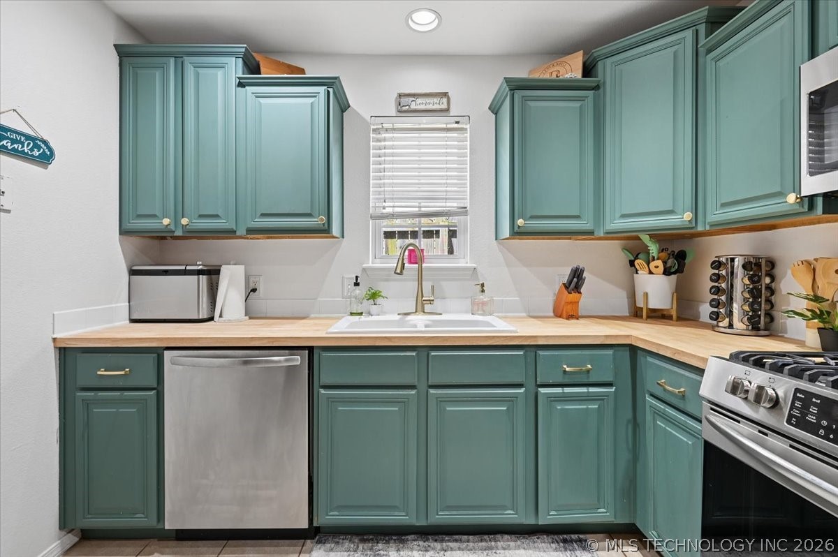 63 W Fairlane Drive Sapulpa OK 74066