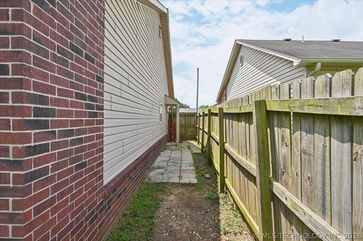 63 W Fairlane Drive Sapulpa OK 74066
