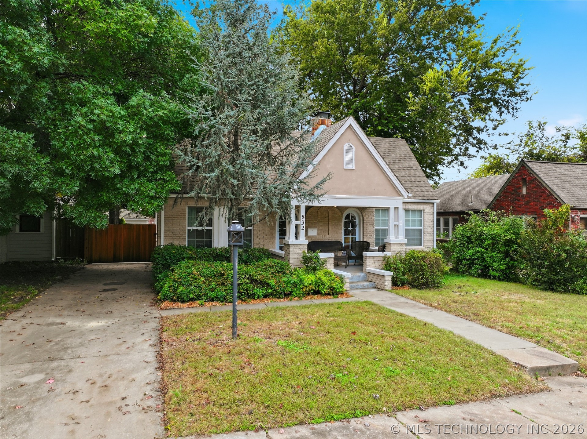 832 S Indianapolis Avenue Tulsa OK 74112
