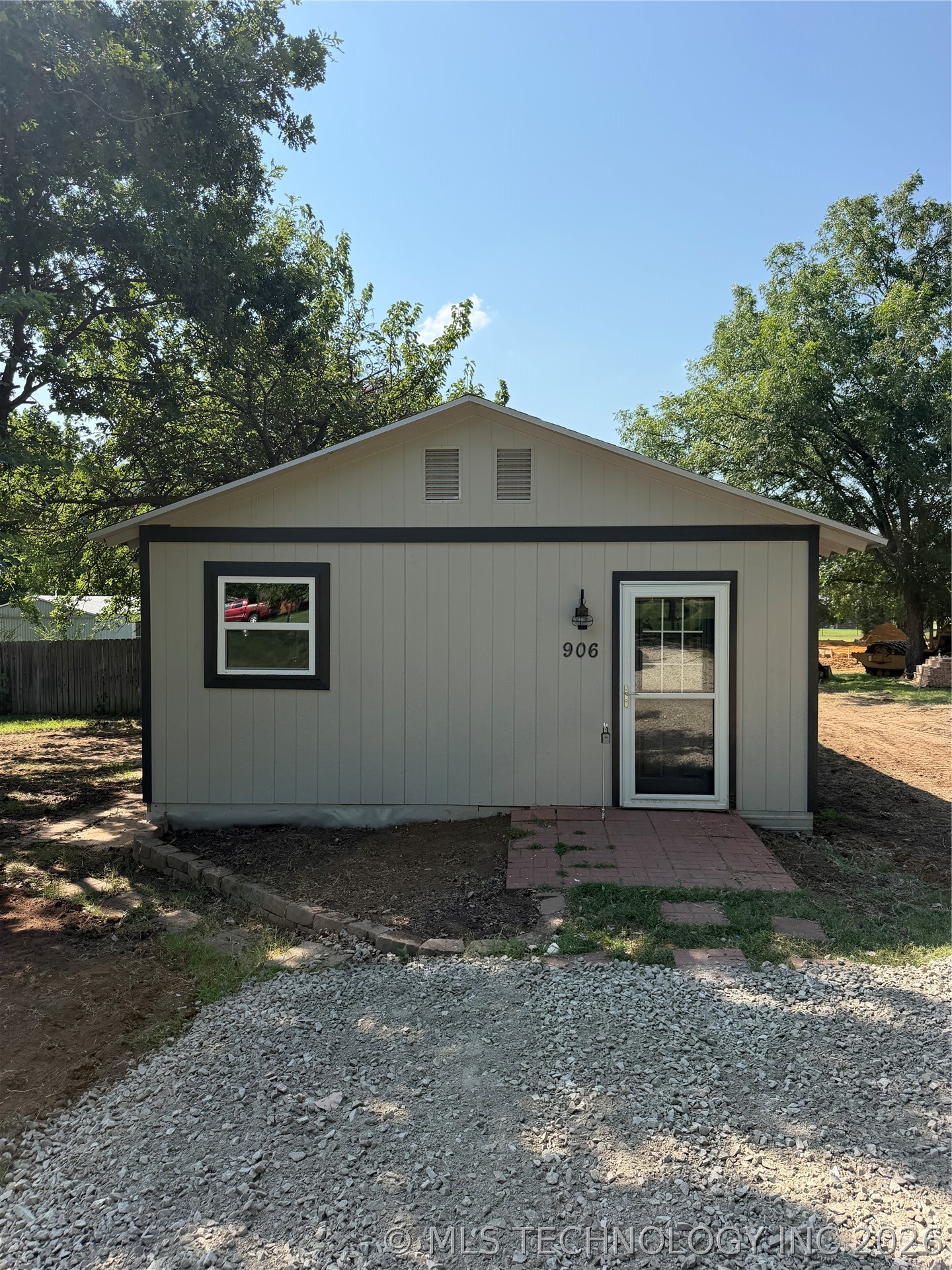 906 S Mckinley Calera OK 74730