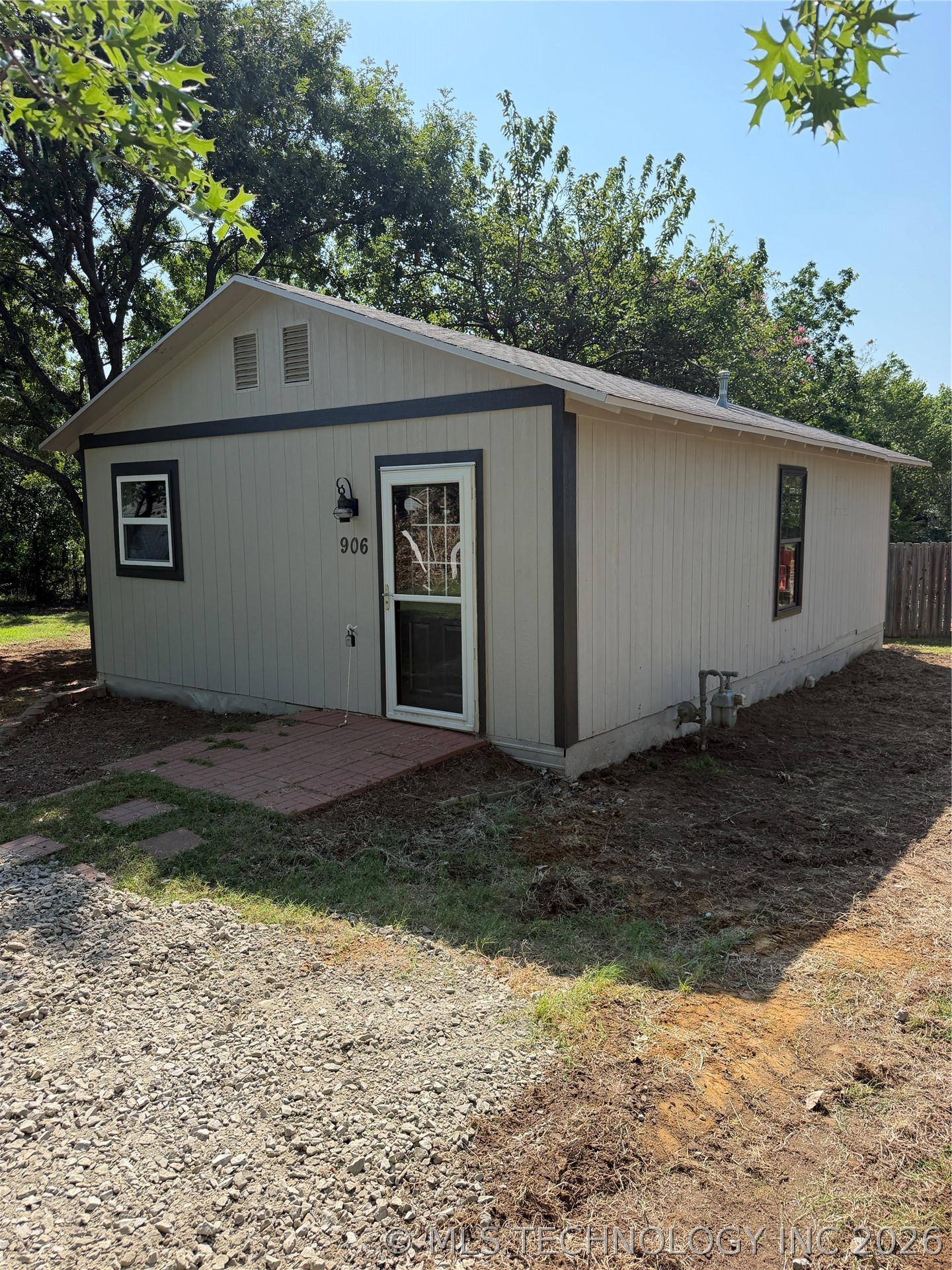 906 S Mckinley Calera OK 74730