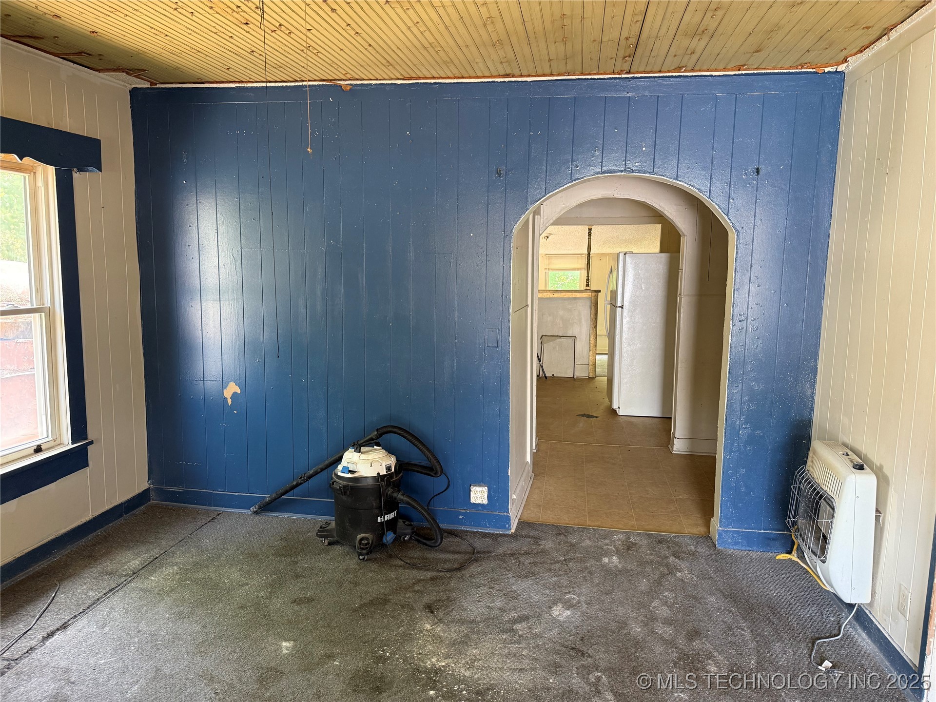 201 E Main Street Henryetta OK 74437