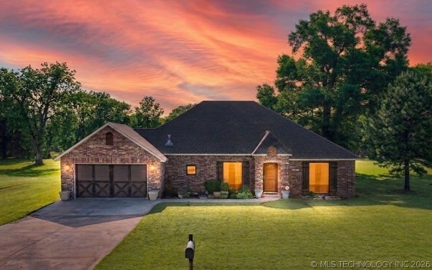 2102 N Peaceful Lane Stigler OK 74462