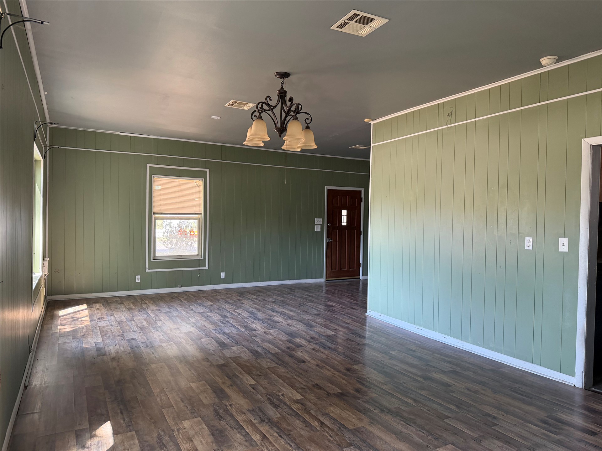 911 S Mcquarrie Avenue Wagoner OK 74467