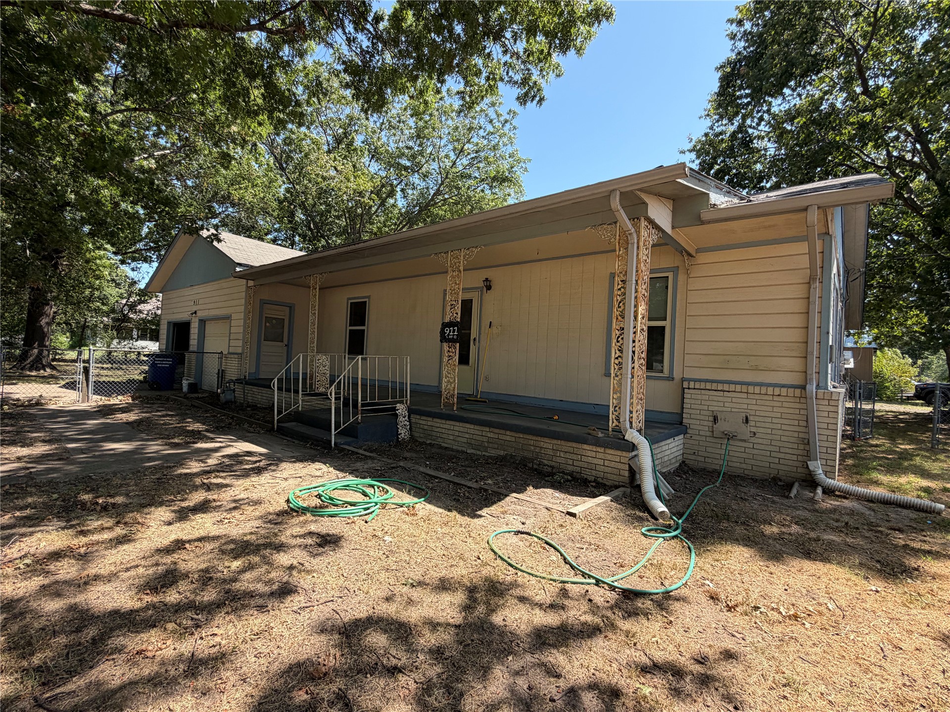 911 S Mcquarrie Avenue Wagoner OK 74467