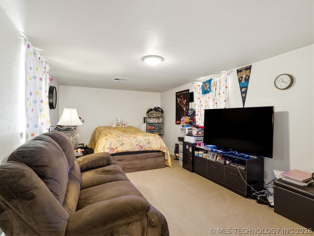 128 W Tahlequah Sulphur OK 73086