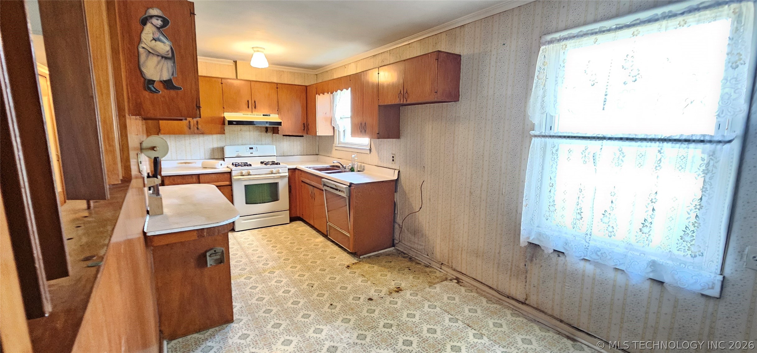 6204 E Latimer Place Tulsa OK 74115