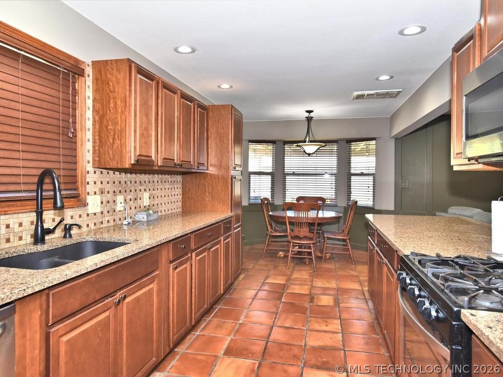 21911 W 12th Street Sand Springs OK 74063