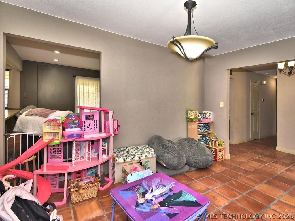 21911 W 12th Street Sand Springs OK 74063