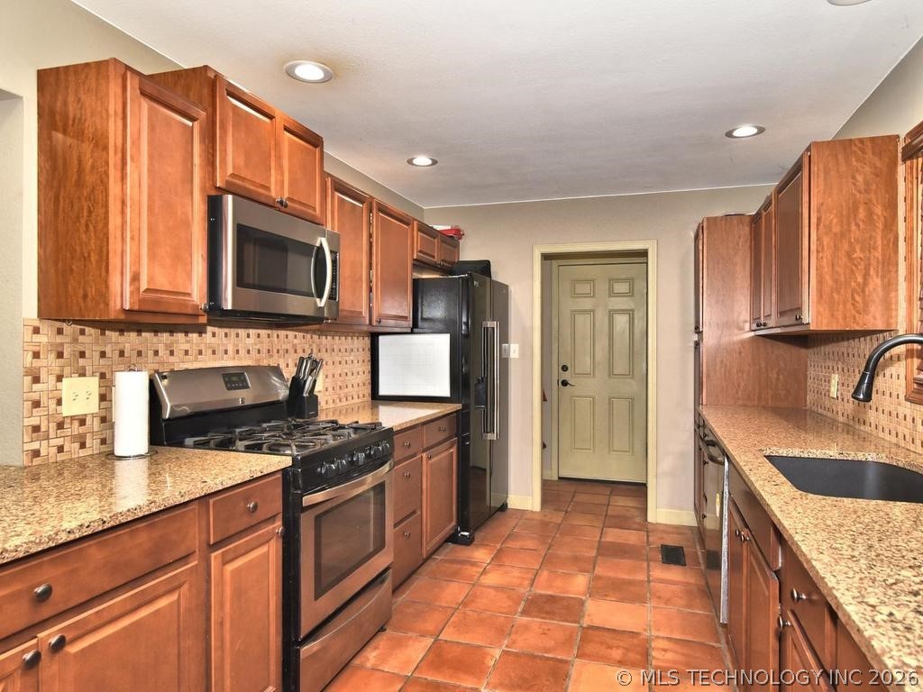 21911 W 12th Street Sand Springs OK 74063