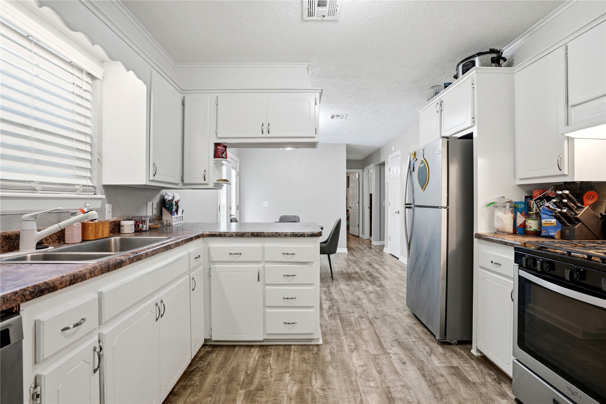 1502 N 3rd Avenue Warner OK 74469