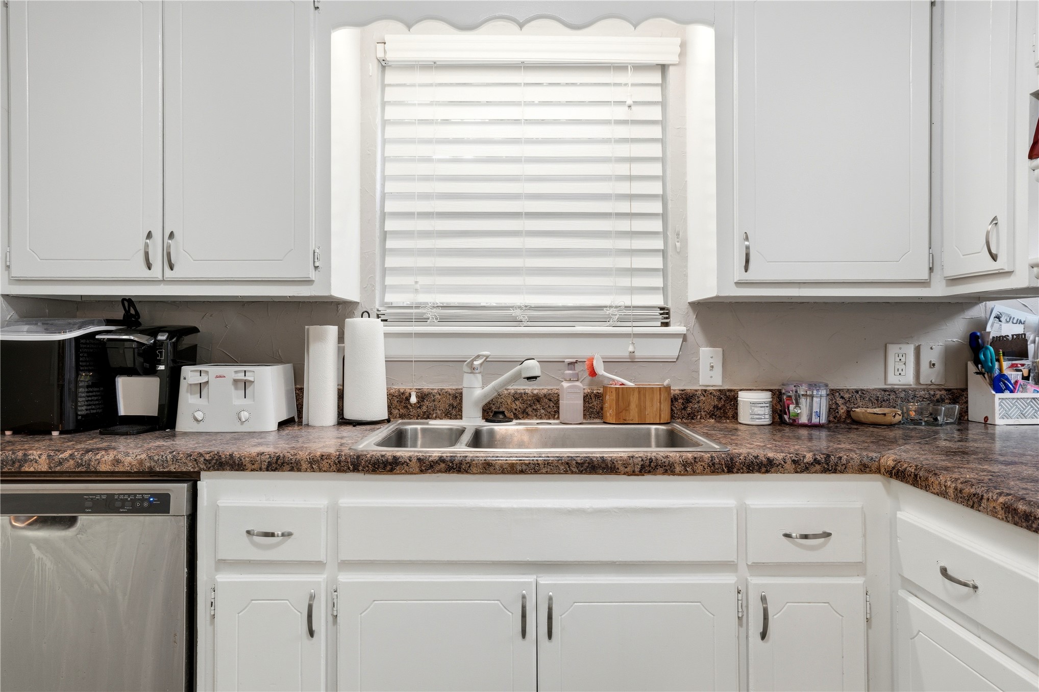 1502 N 3rd Avenue Warner OK 74469